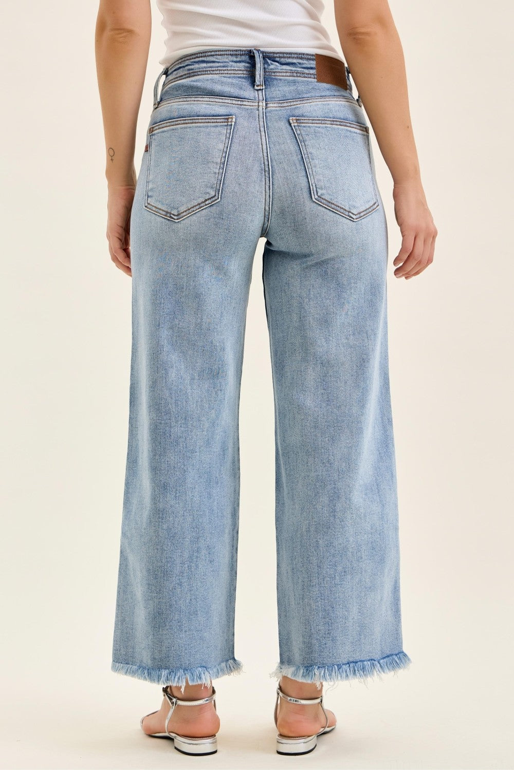 Sonia Ankle Wide Jeans by Judy Blue