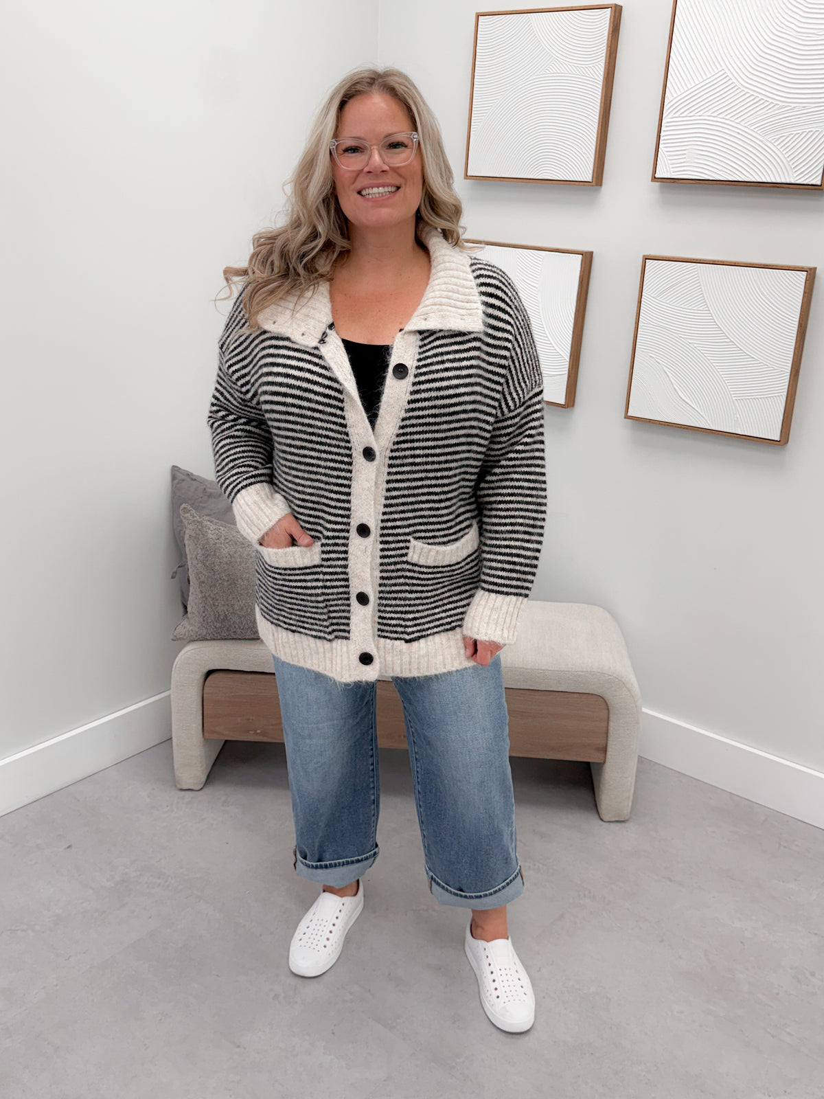 Dixen Cardigan in Black Stripe