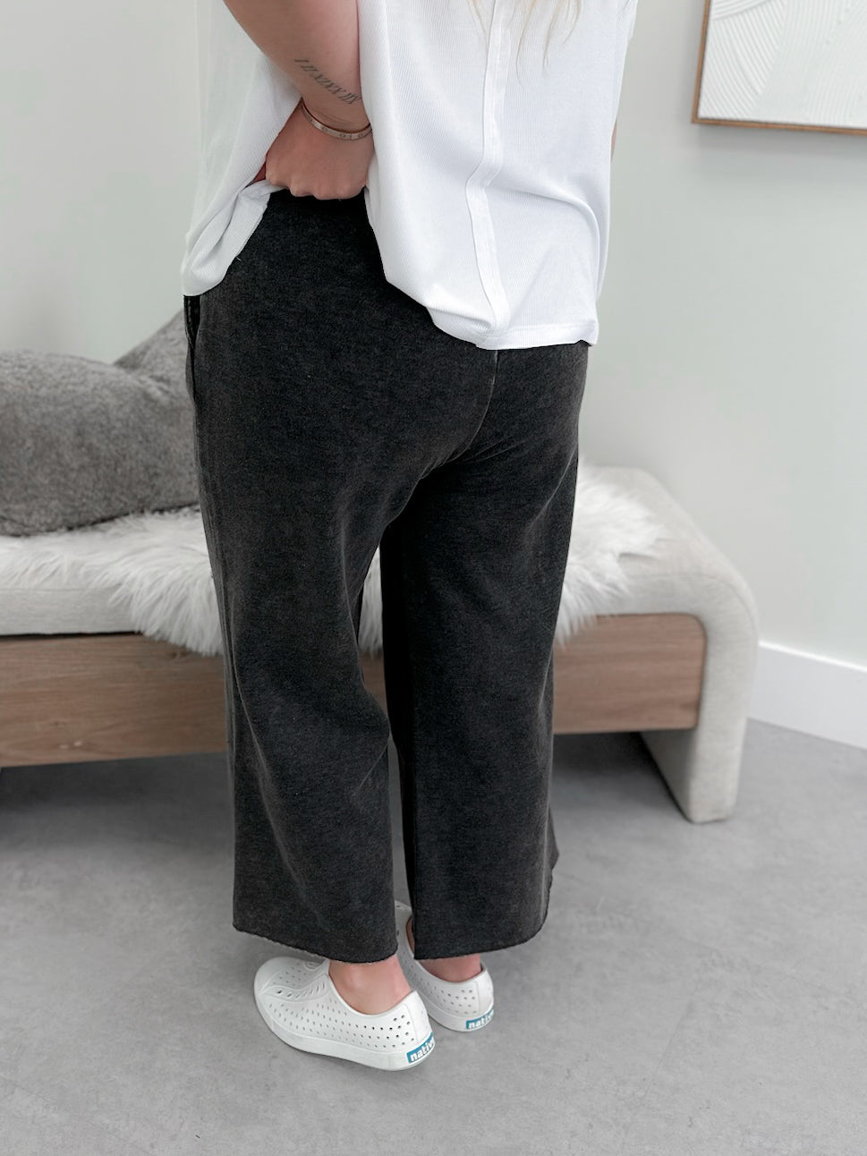 Kelly Lounger Pants in Ash Black