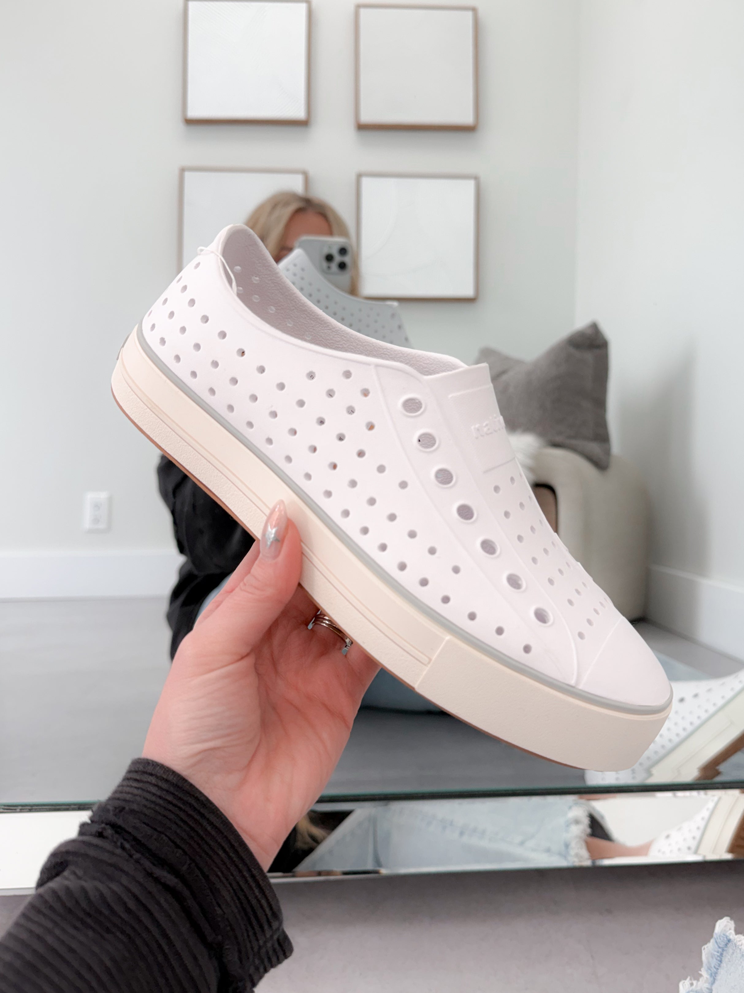 Native Jefferson Arc Wanderfoam in Whisper White