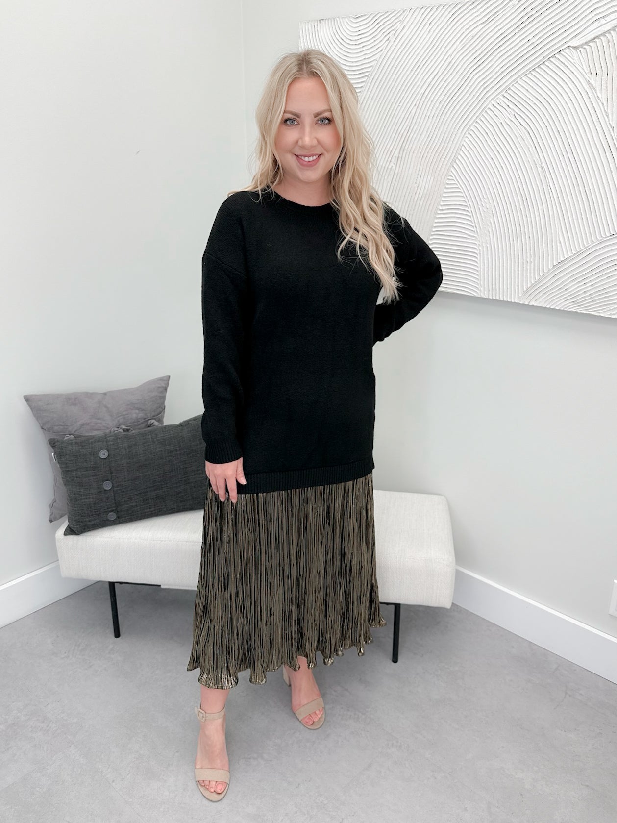 Glam Sweater Dress in Black/Gold - Small