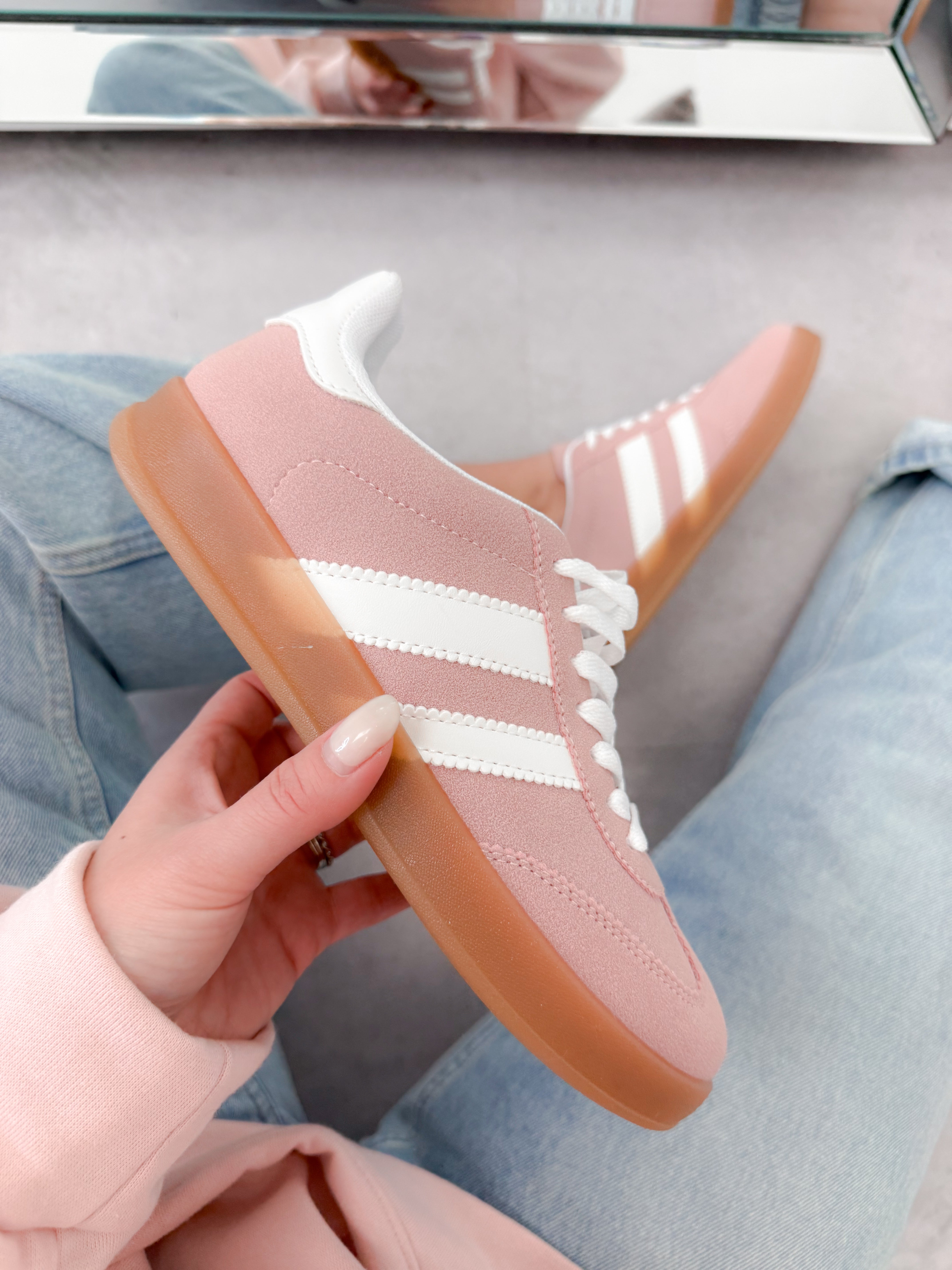 Deer Sneaker in Pink
