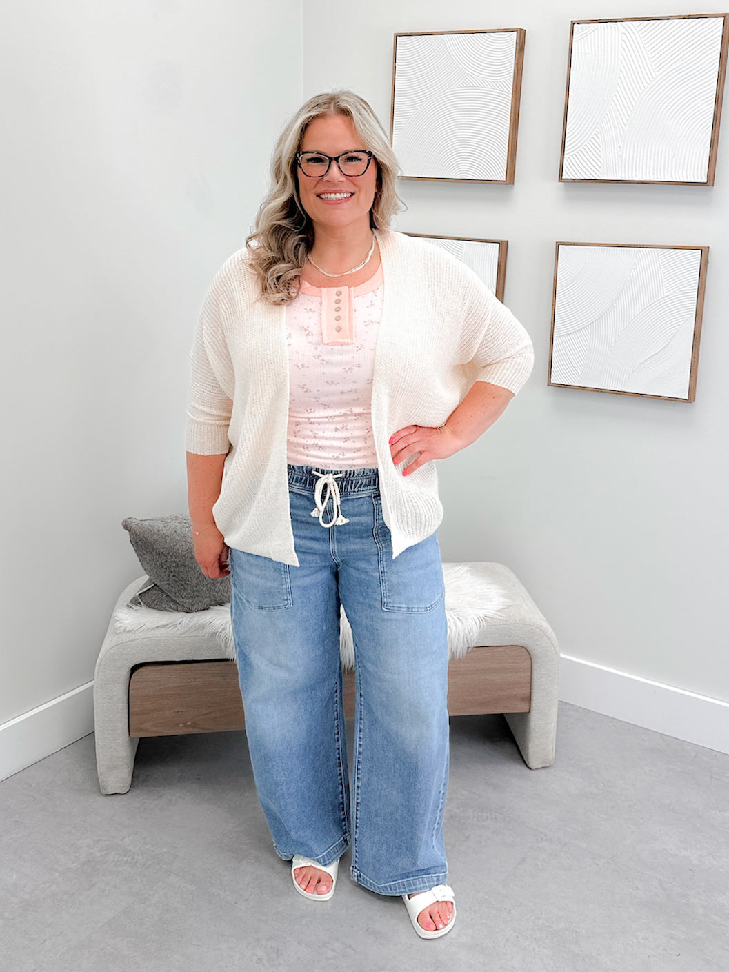 Azalea Cardi in Ivory