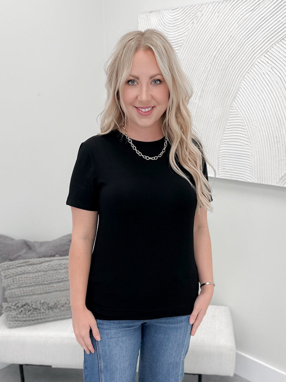 Riley Tee in Black