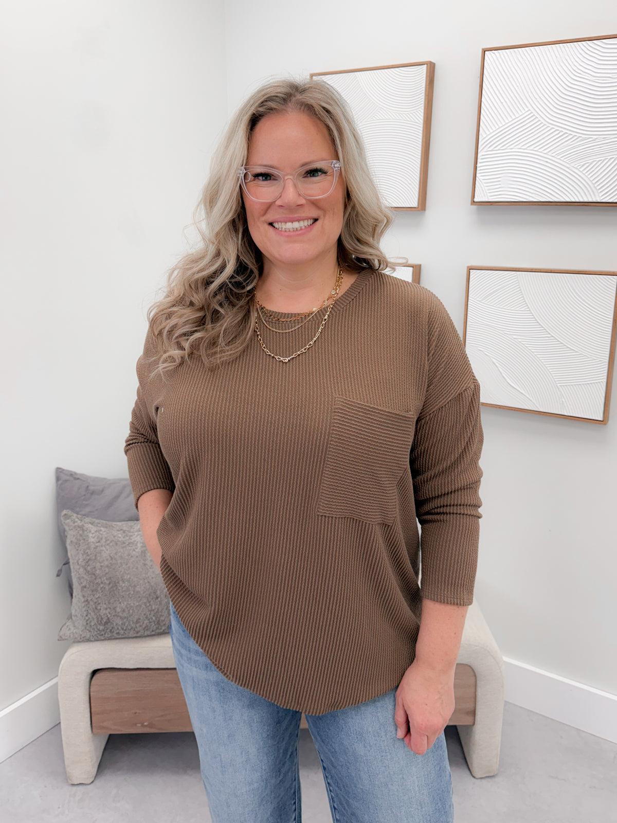 Day Wavy Long Sleeve in Mocha (Curvy Only)