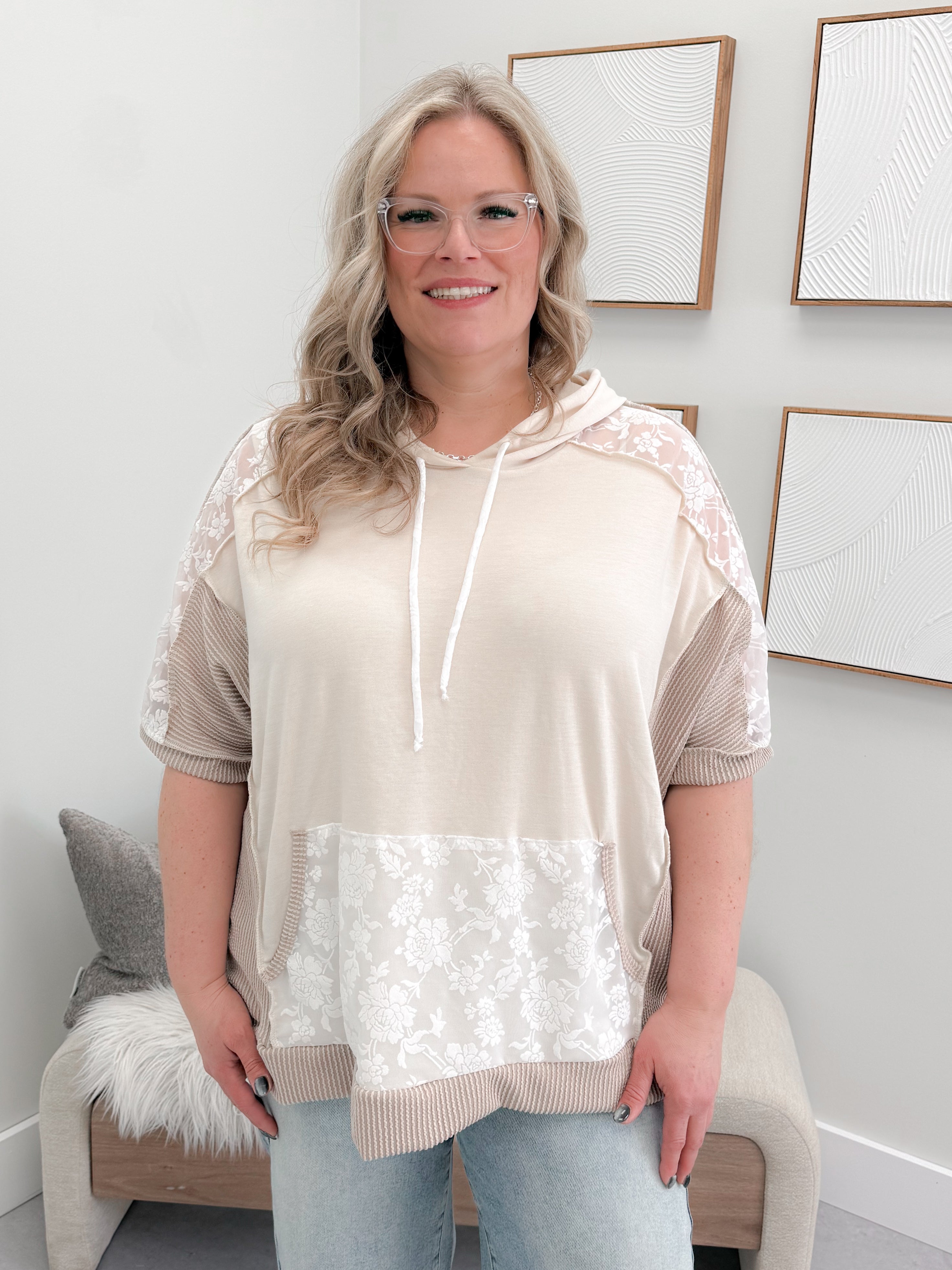 Dreamweaver Short Sleeve Hoodie in Oat