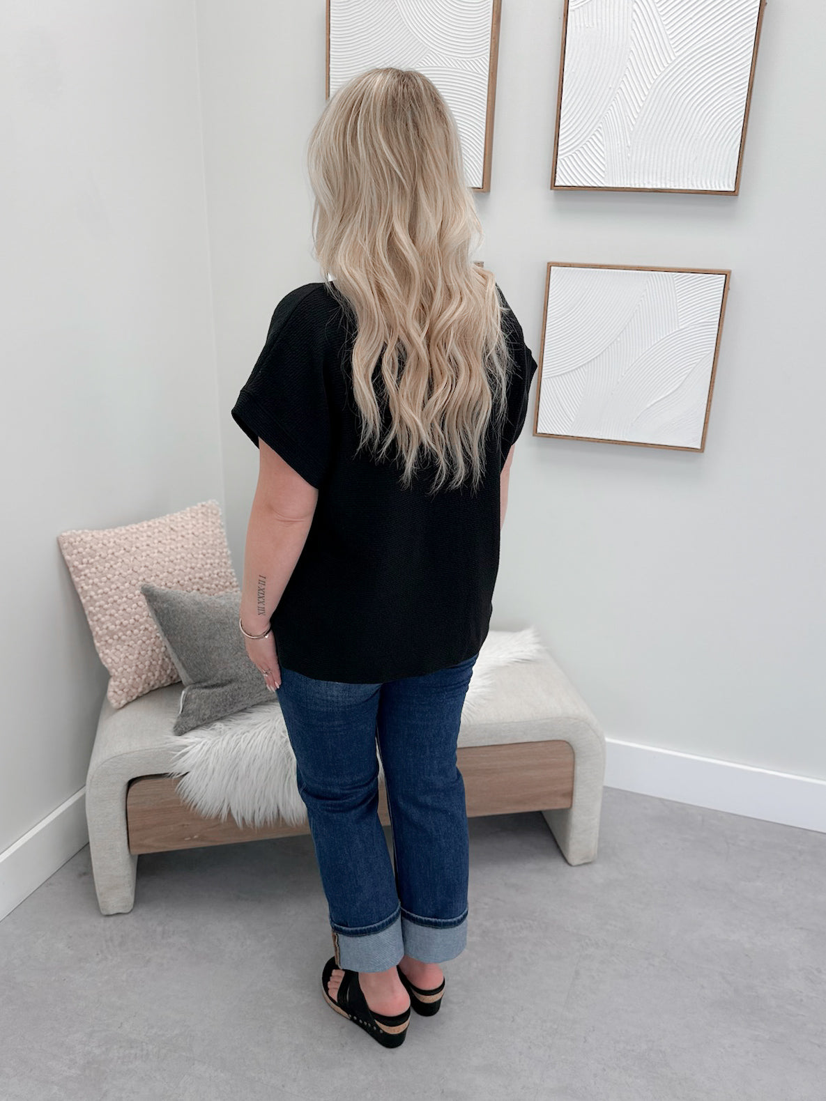 Jeanne Texture Tee in Black