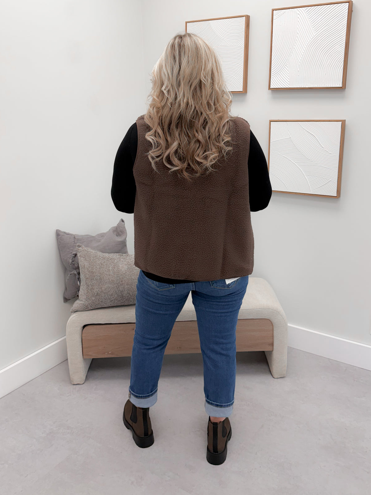 Hunter Sherpa Vest in Espresso