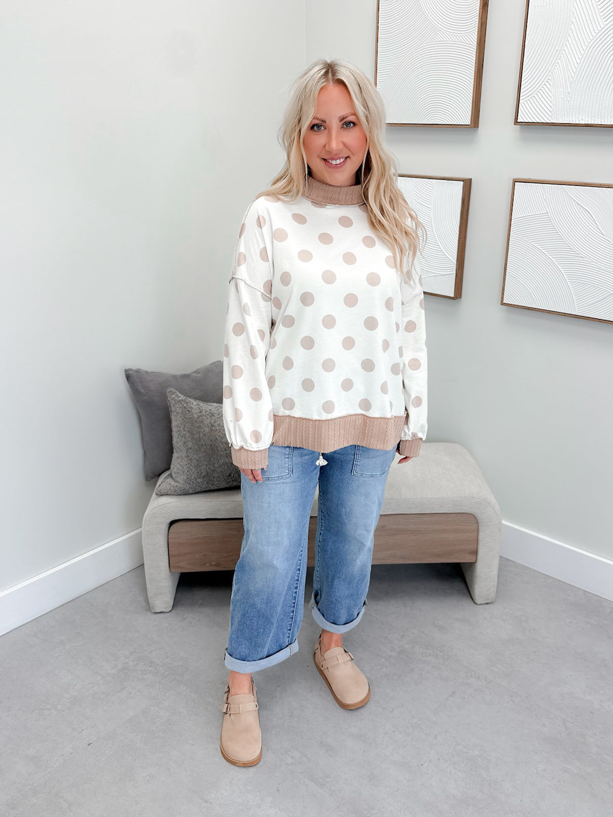 Dotty Pullover in Ivory/Taupe