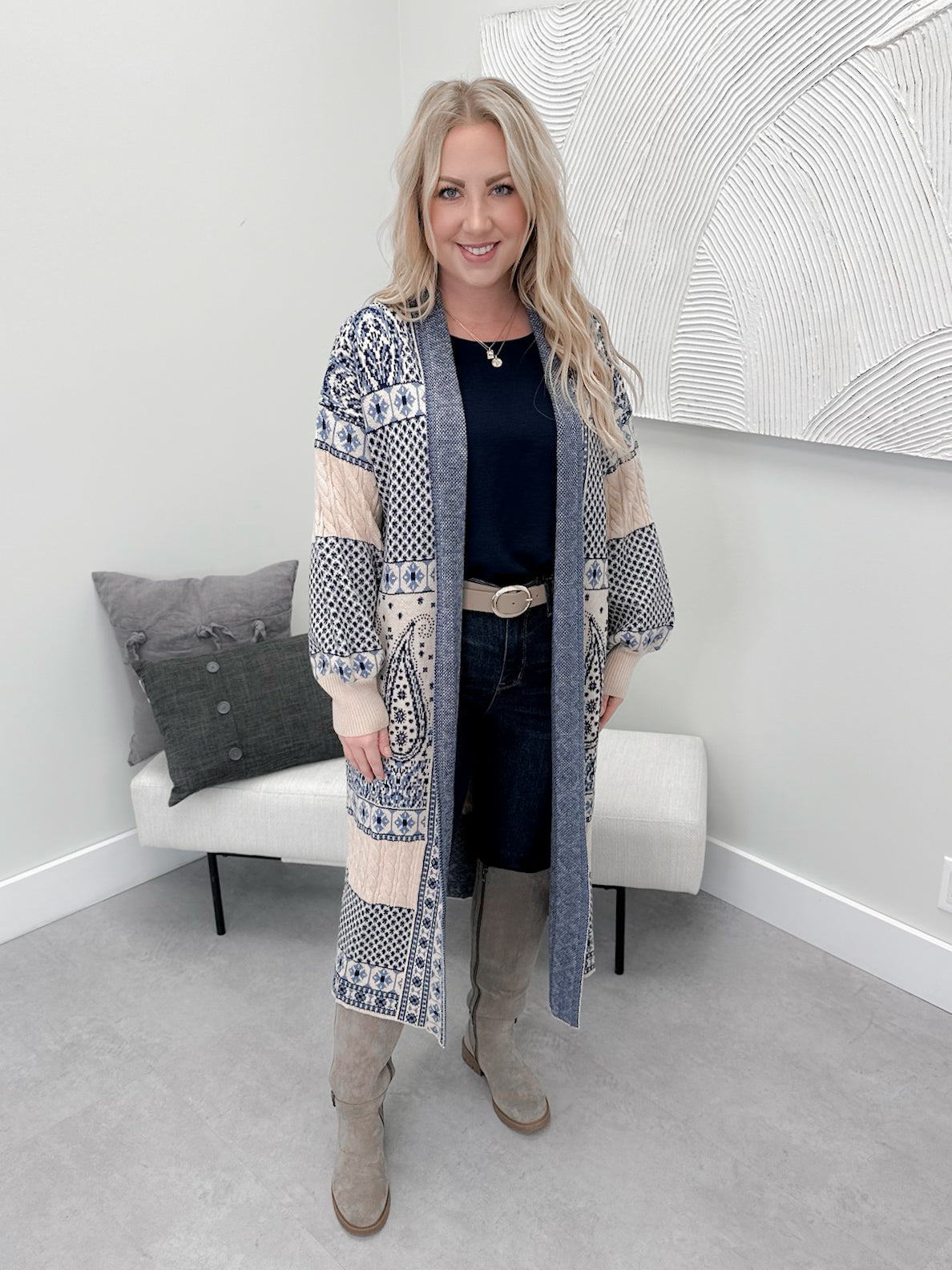 Casa Coatigan in Navy