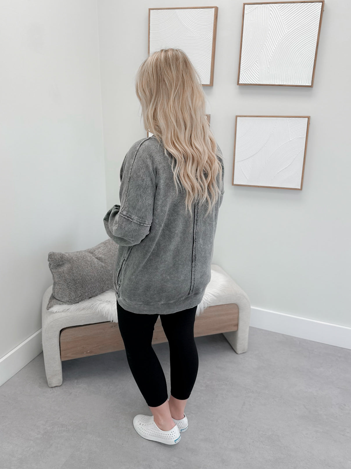 Jupiter Pullover in Washed Black