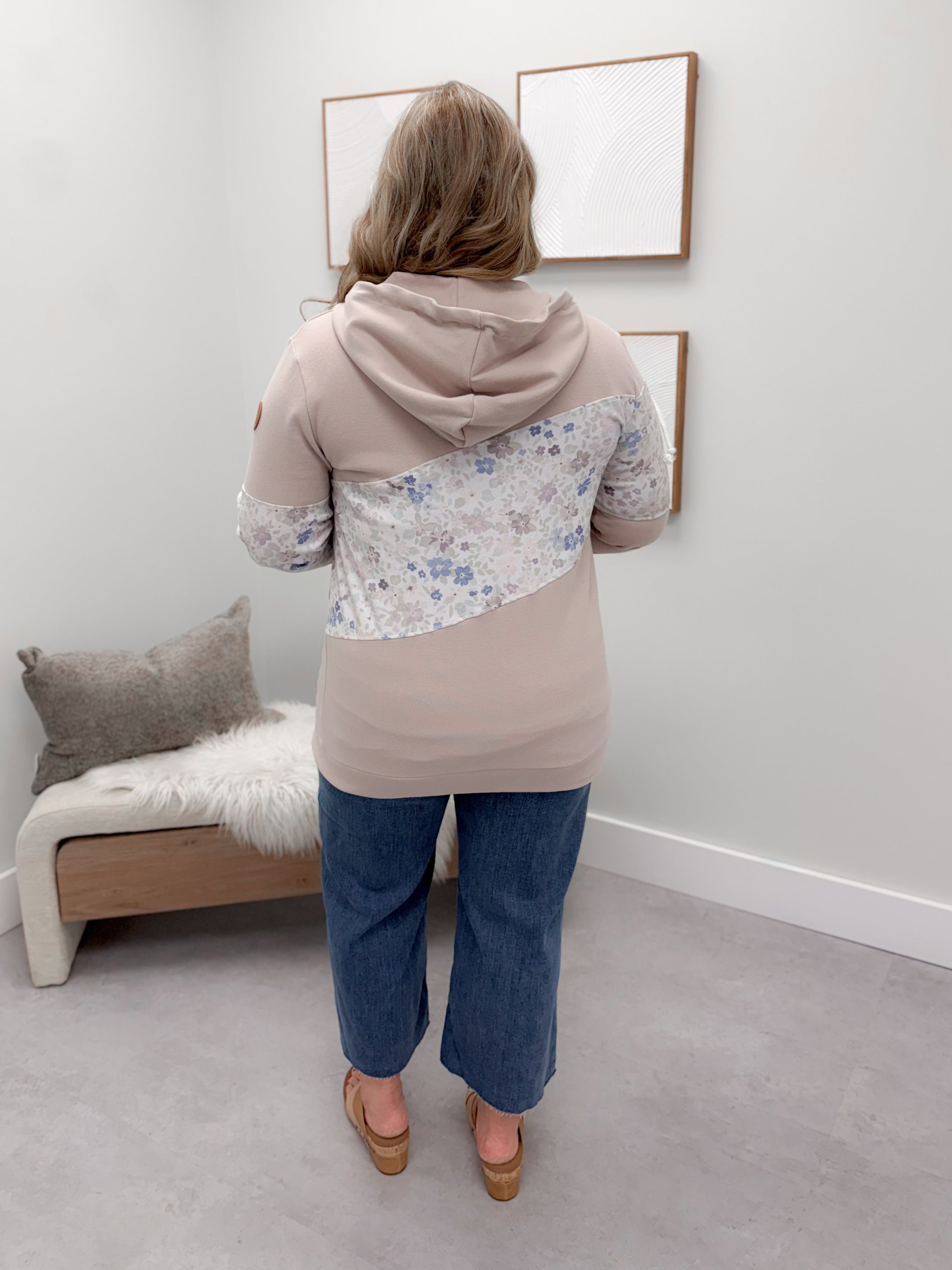 Nova Floral Strip Fullzip Hoodie in Taupe