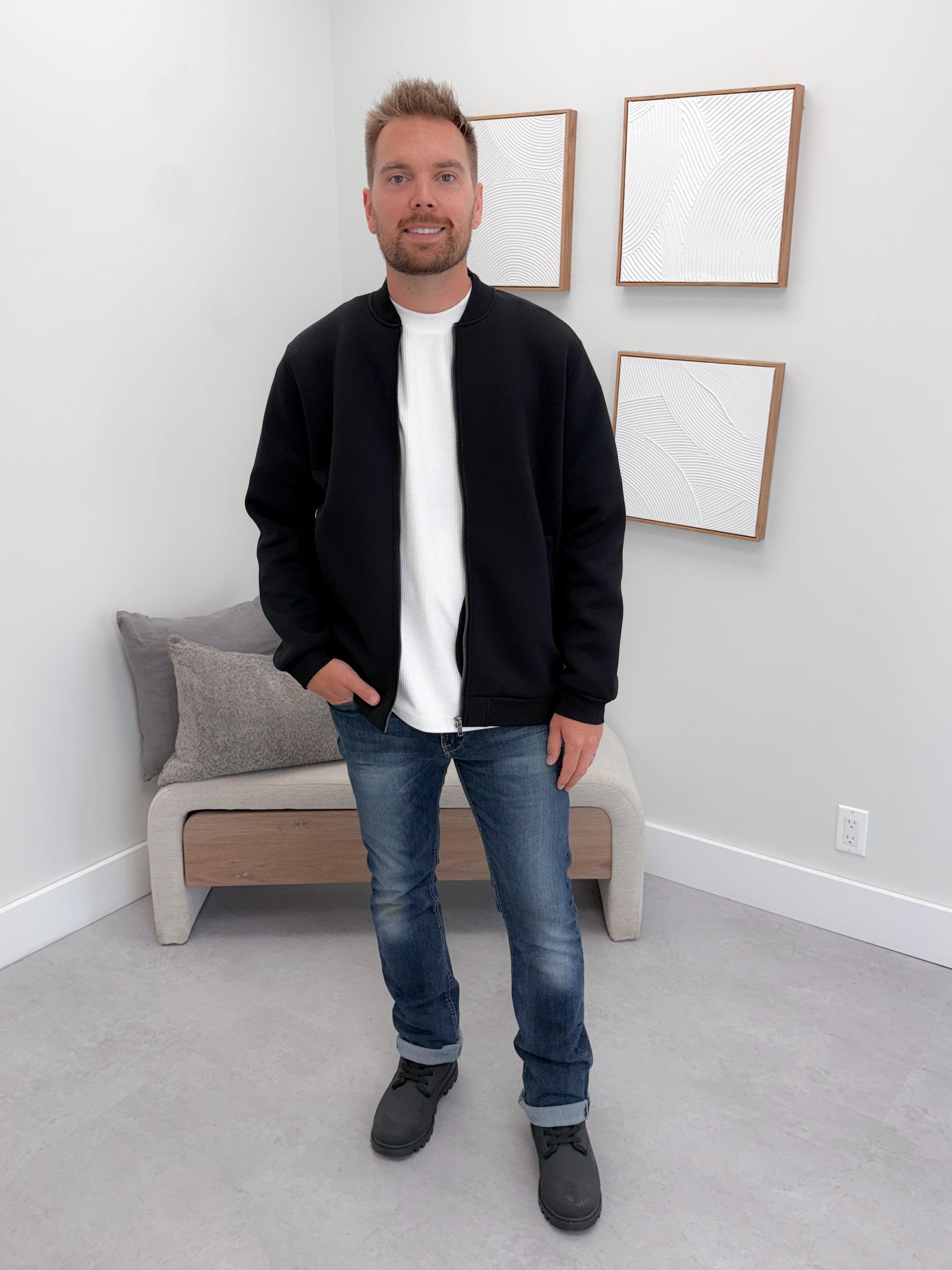 Mens Oswin Bomber Jacket in Black