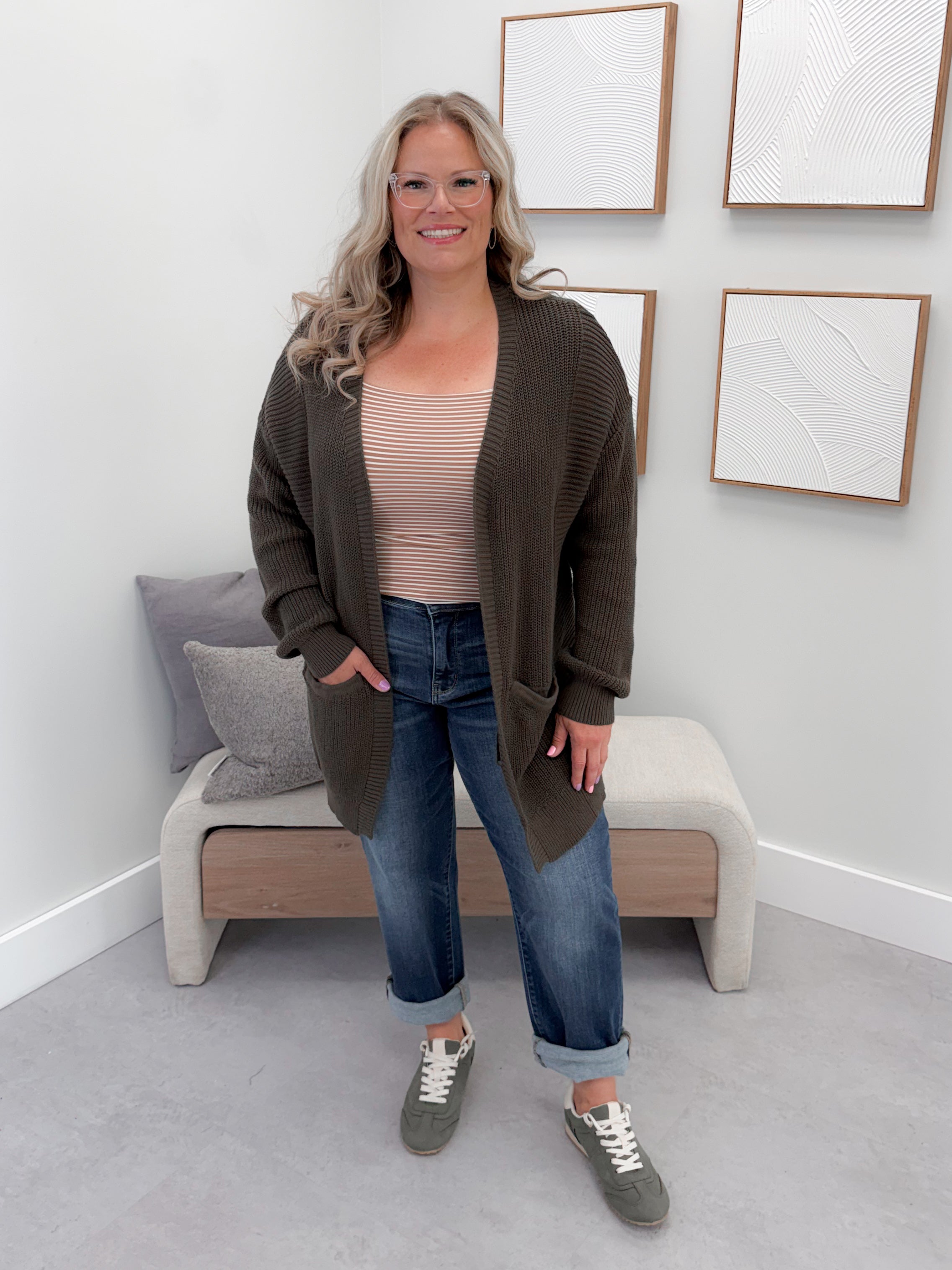 Mia Cardigan in Olive