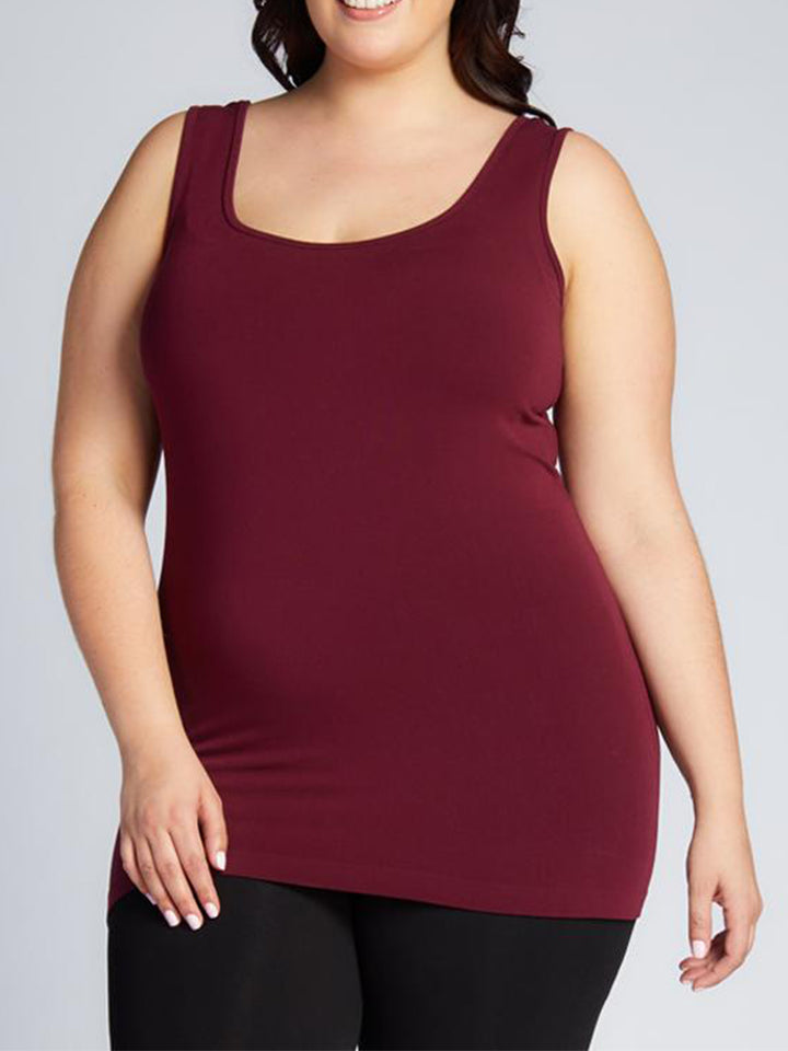 Curvy Bamboo Scoop Tank by C'est Moi