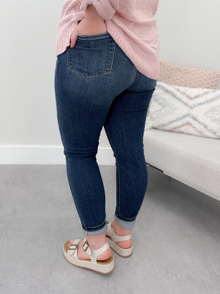 Mona Button Up Jeans in Judy Blue