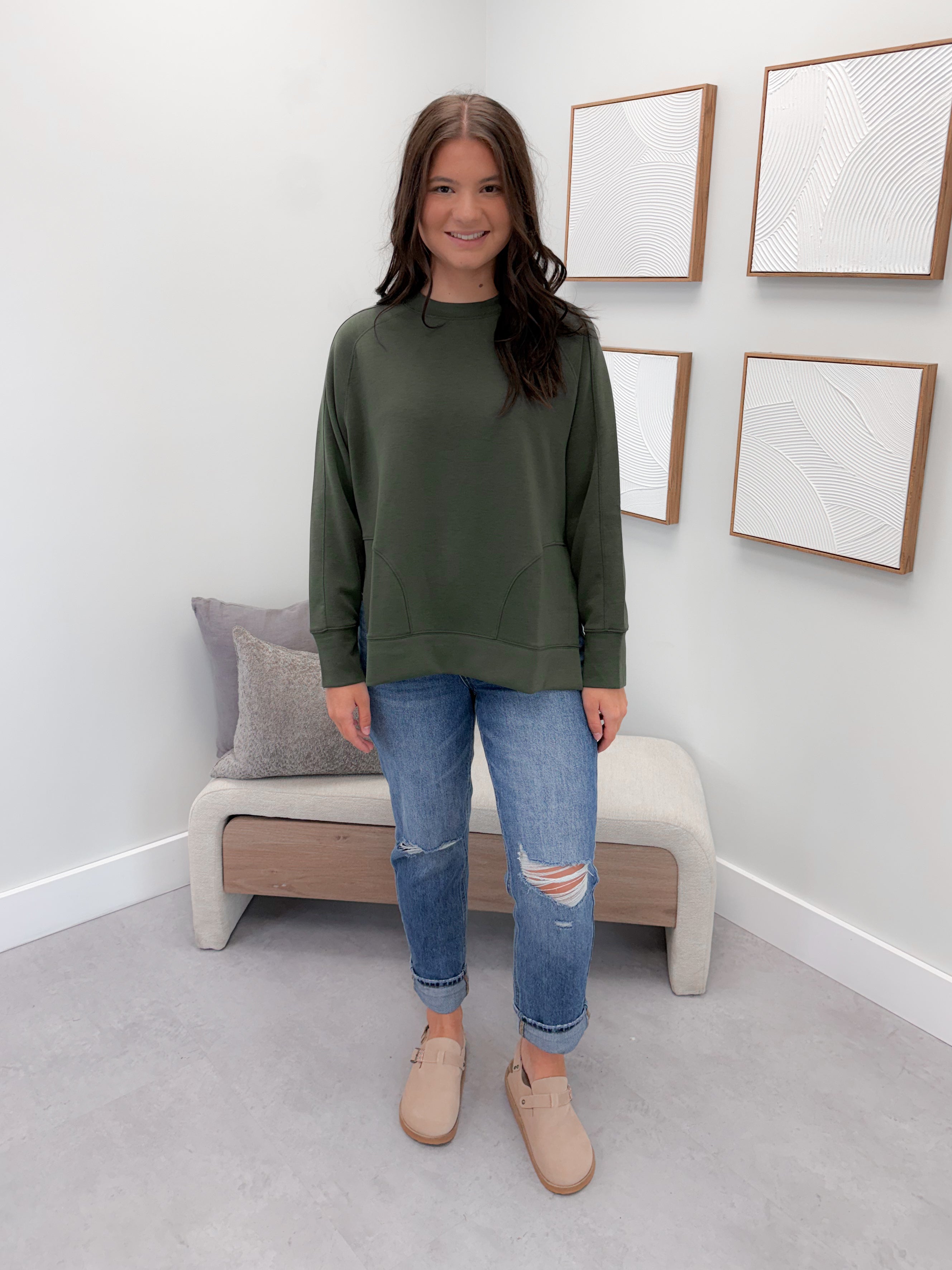 Willow Scuba Pullover in Olive