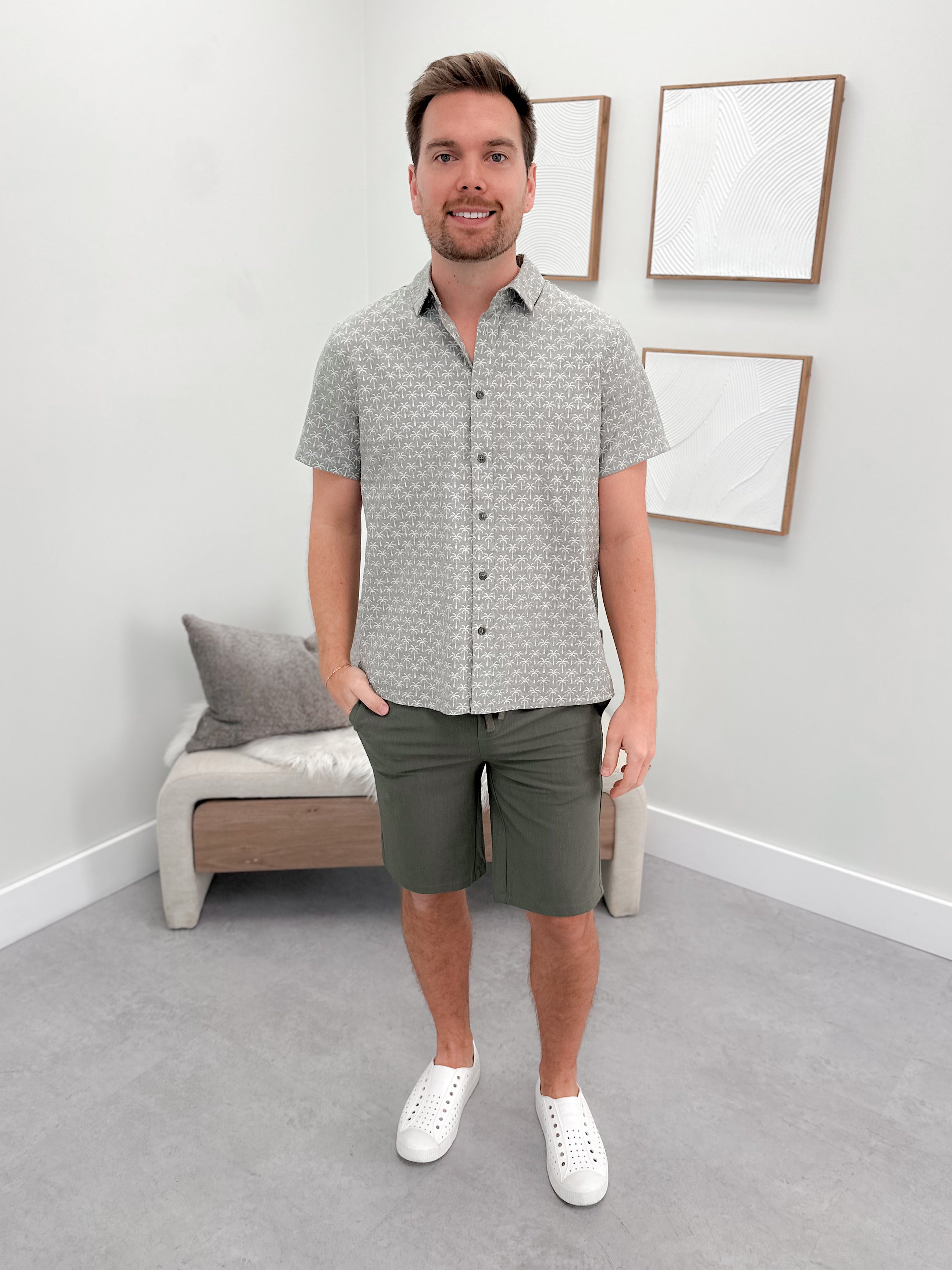 Mens Phoenix Button Up in Palm