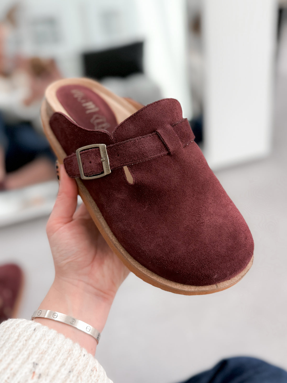 Capri Clog in Maroon