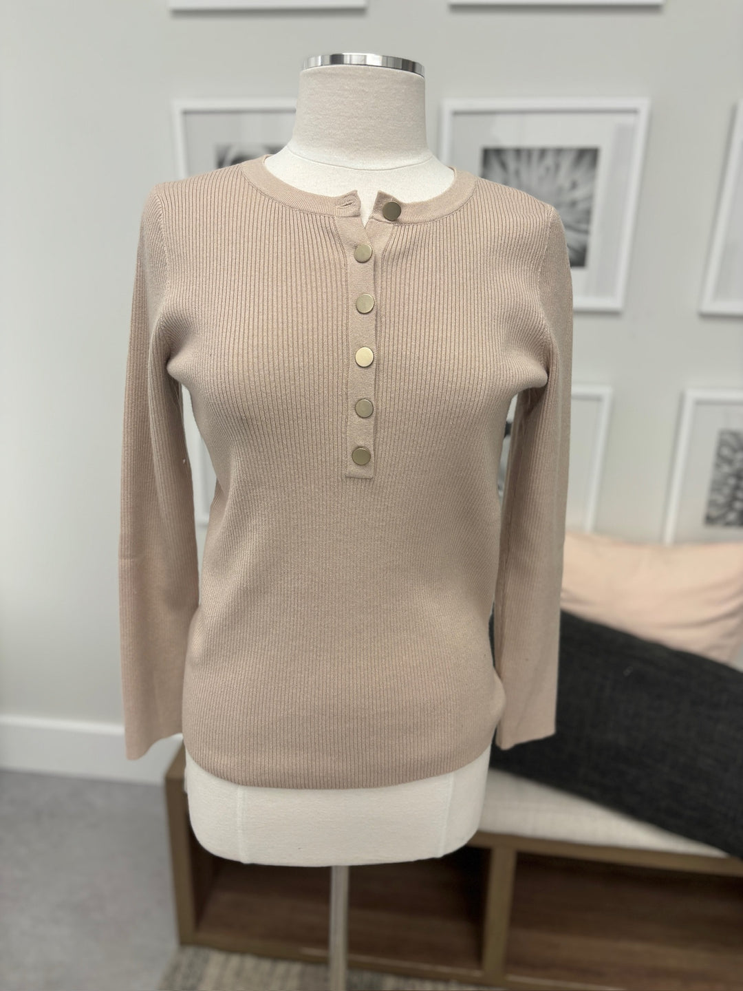 Grace and Lace Sweater Size Medium