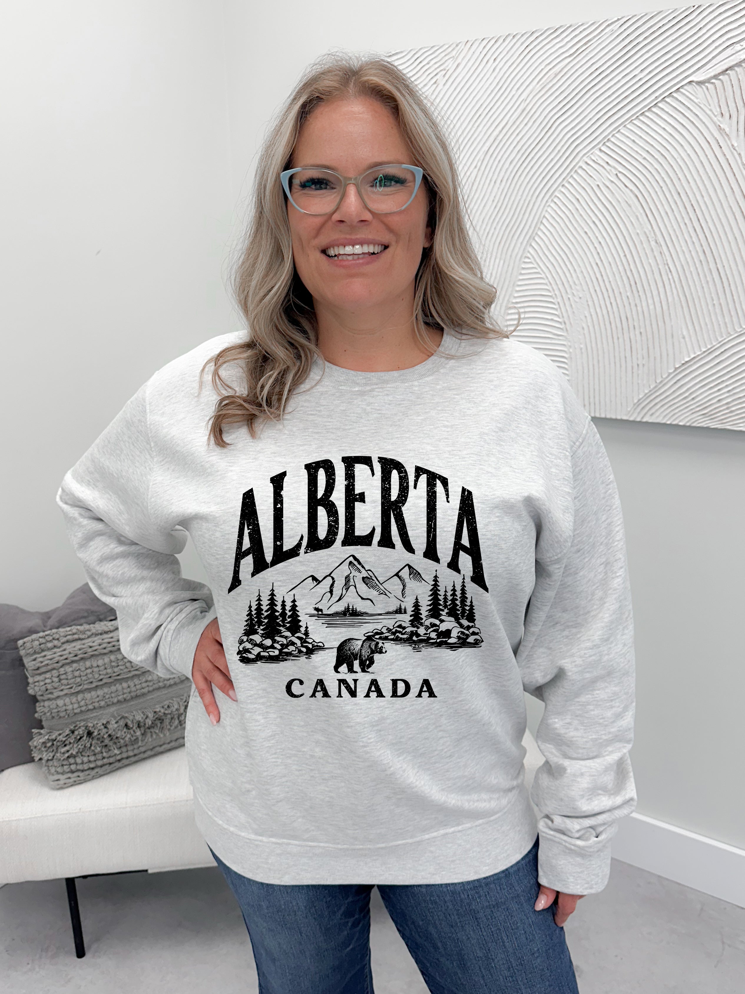 Alberta Graphix Pullover / Hoodie