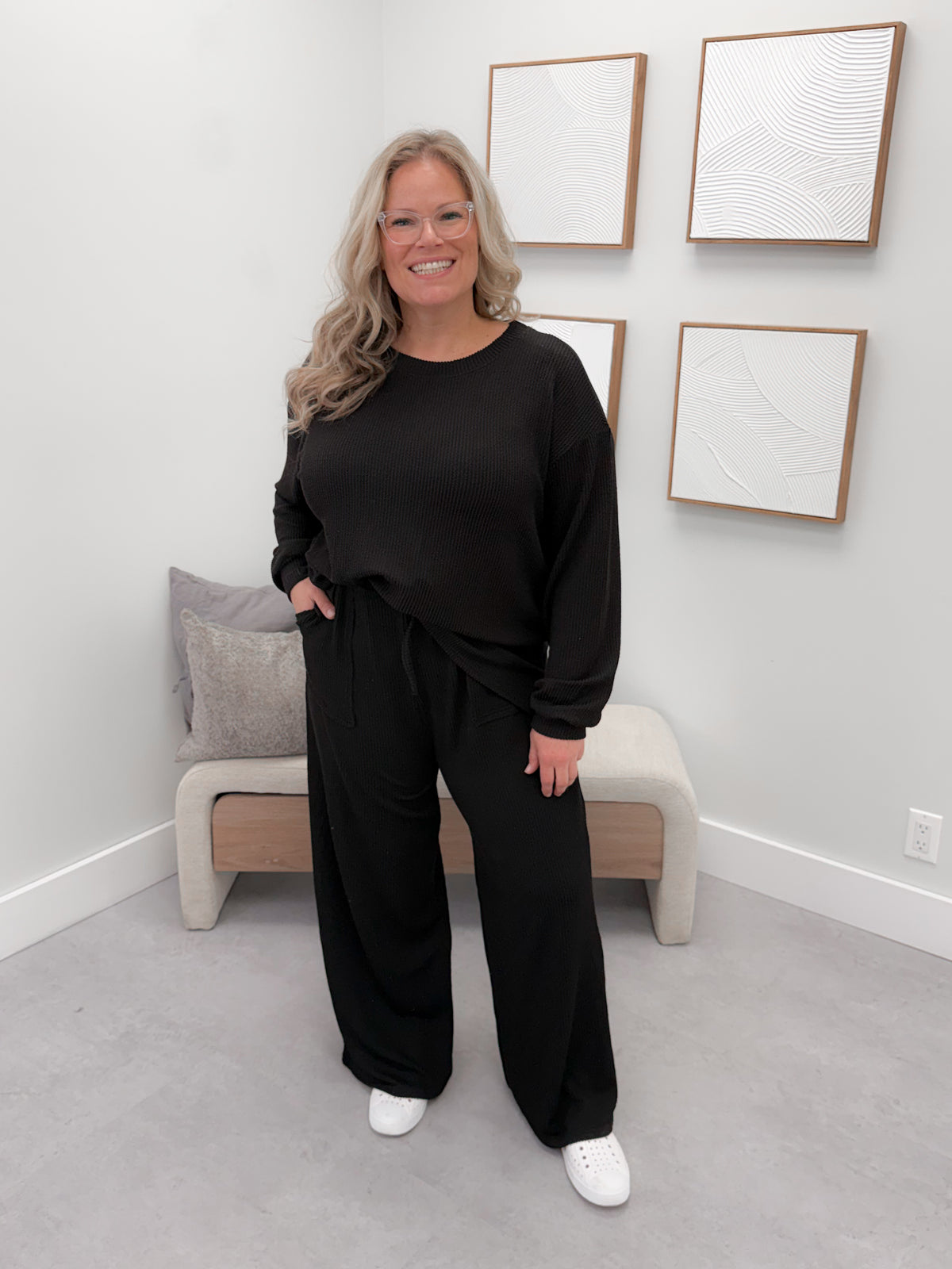 Sallie Wave Set in Black