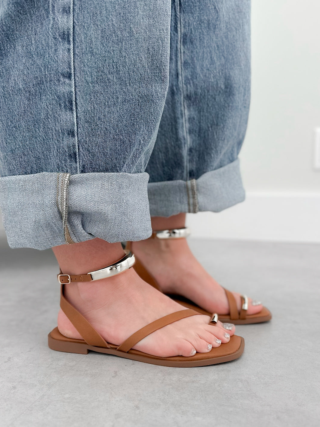 Alchemy Sandals in Tan/Gold