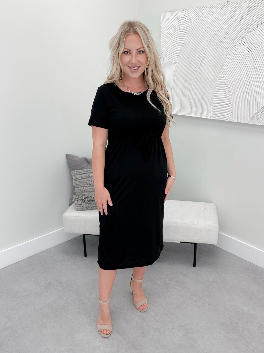 Gracelynn Midi Dress in Black
