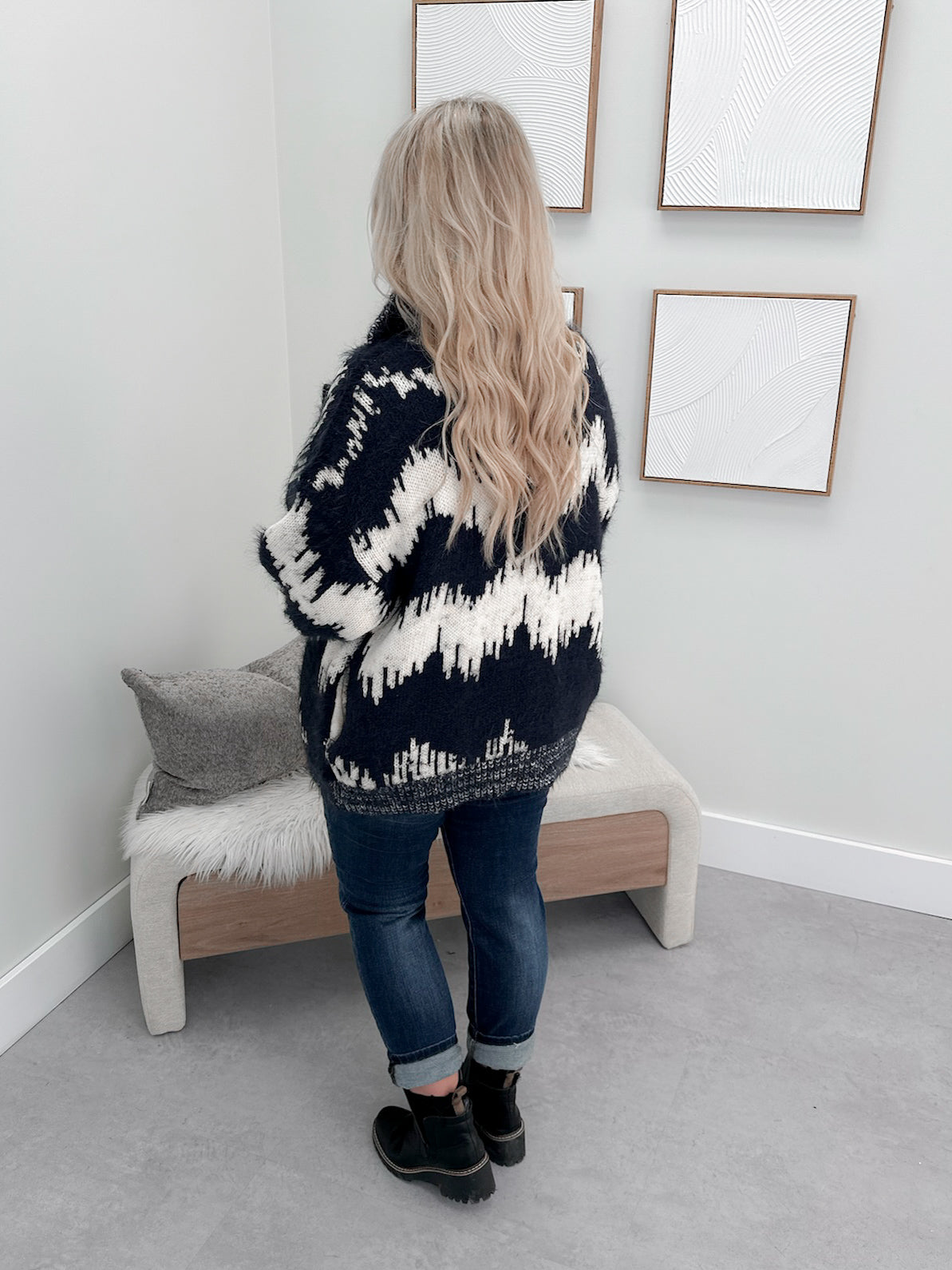 Murren Coatigan in Navy - L/O Small