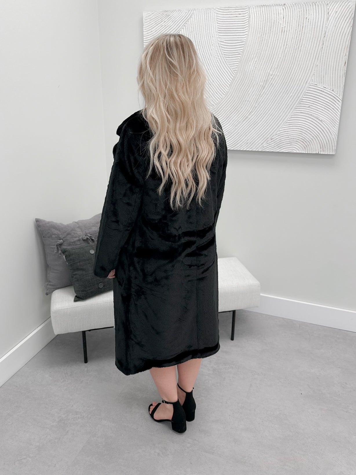 Fearless Faux Fur Coat in Black - XS