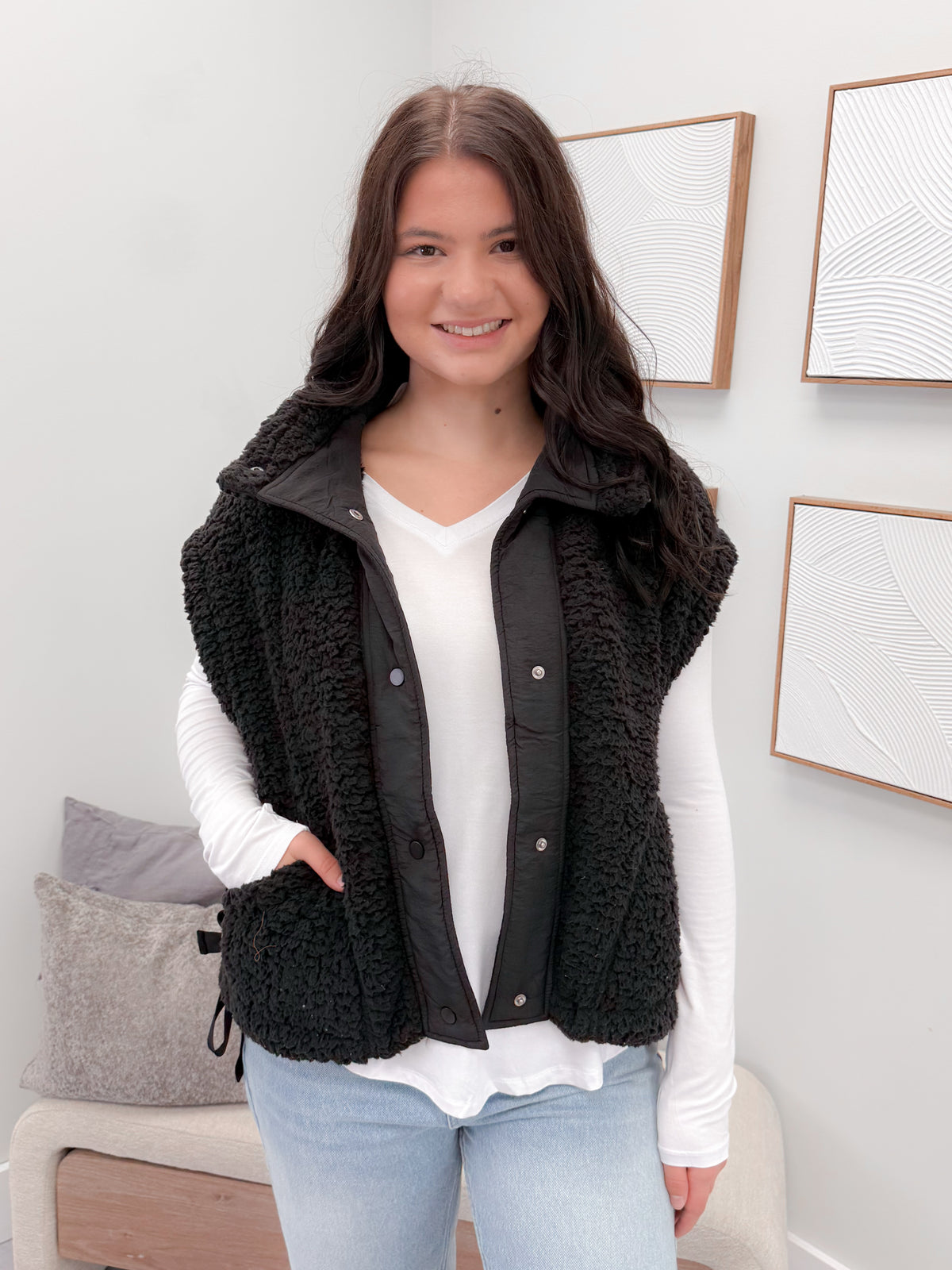 Colter Fleece Vest in Black