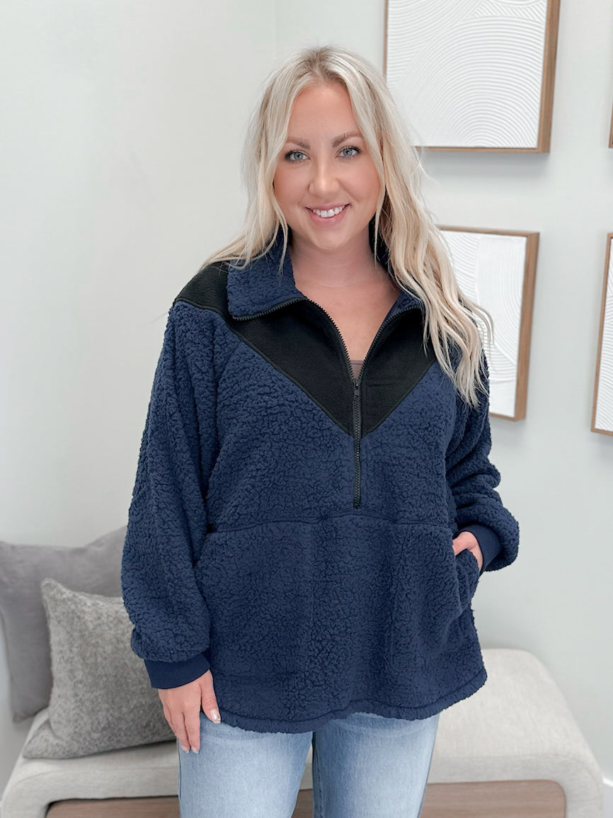 Polaris Quarter Zip in Navy