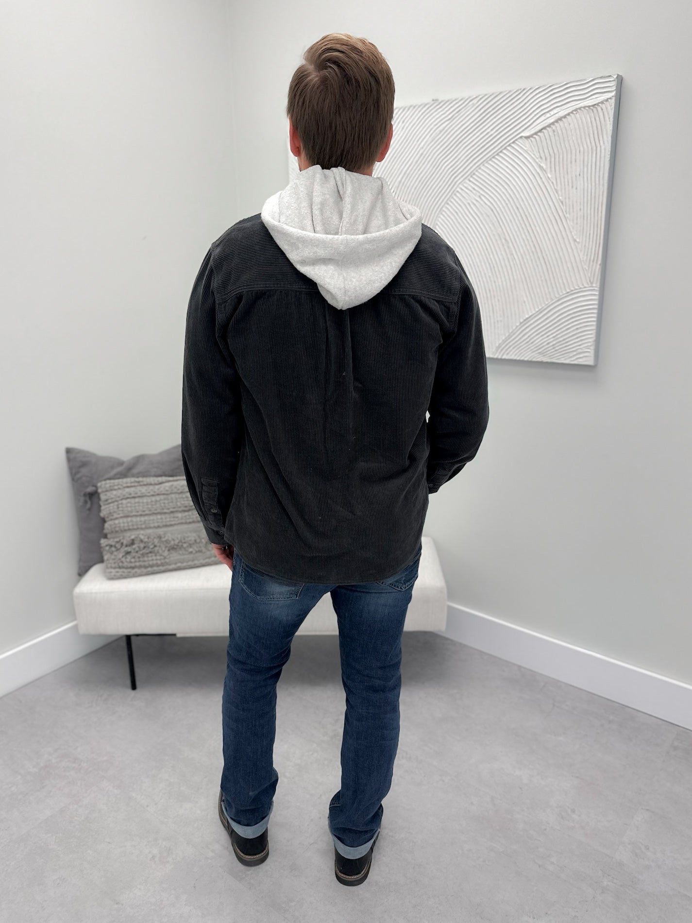 Soren Mens Corduroy Button Up in Smoke