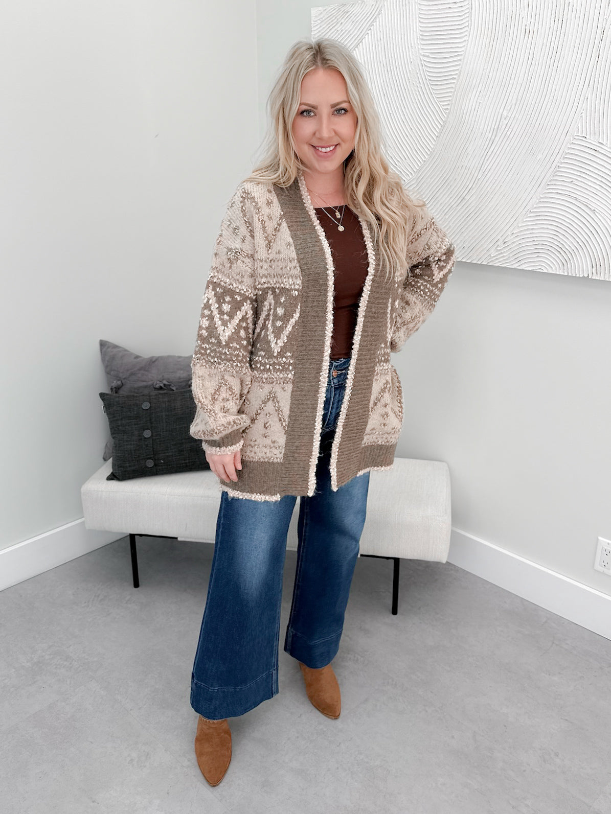 Winx Cardigan in Mocha