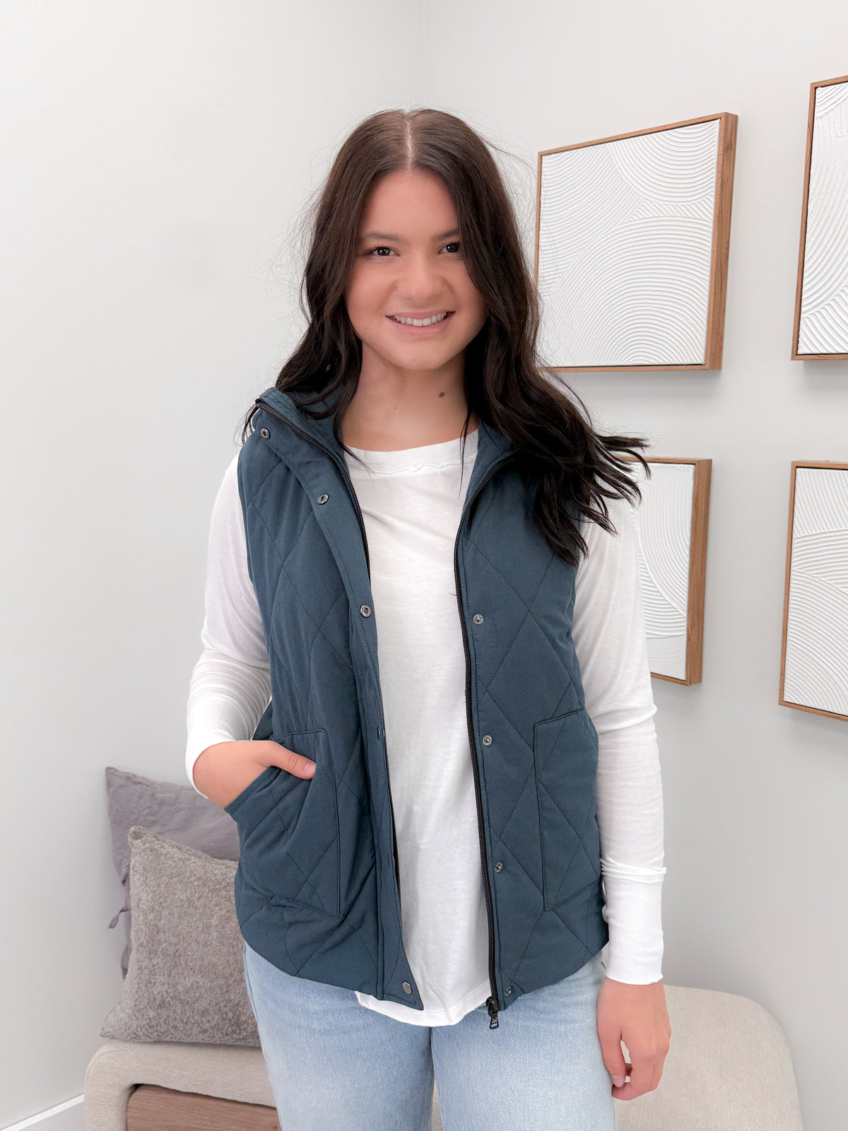 Remy Vest in Teal