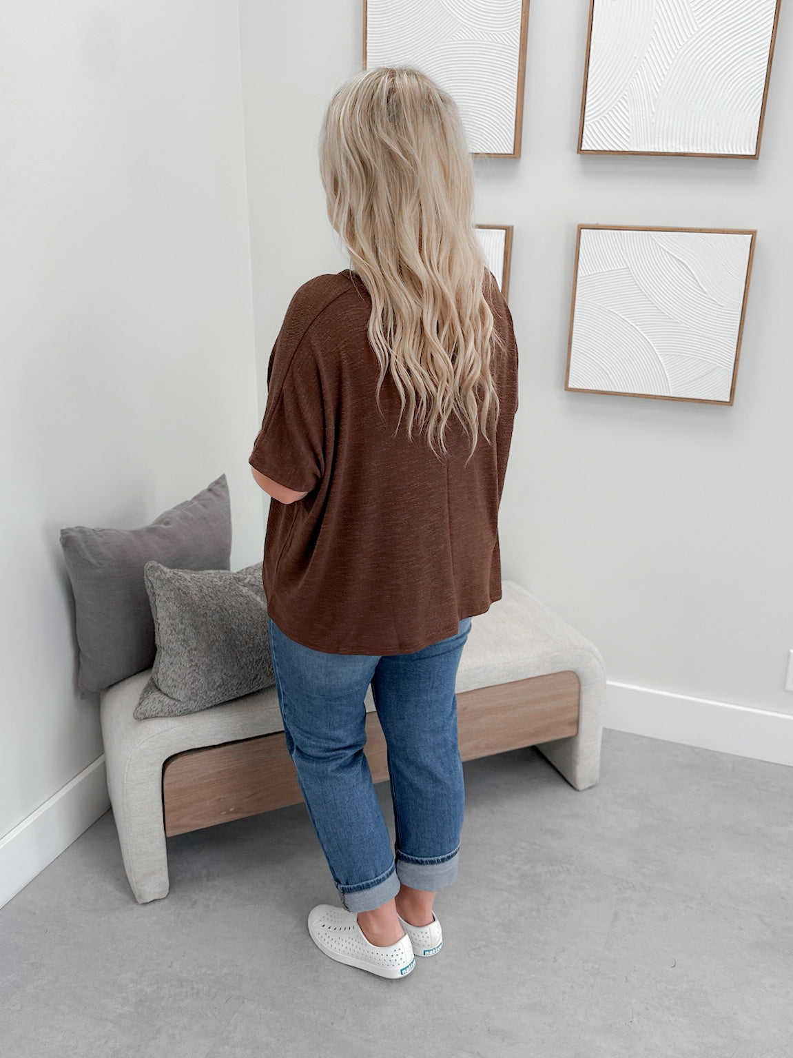 Aniston Slub Knit Tee in Brown