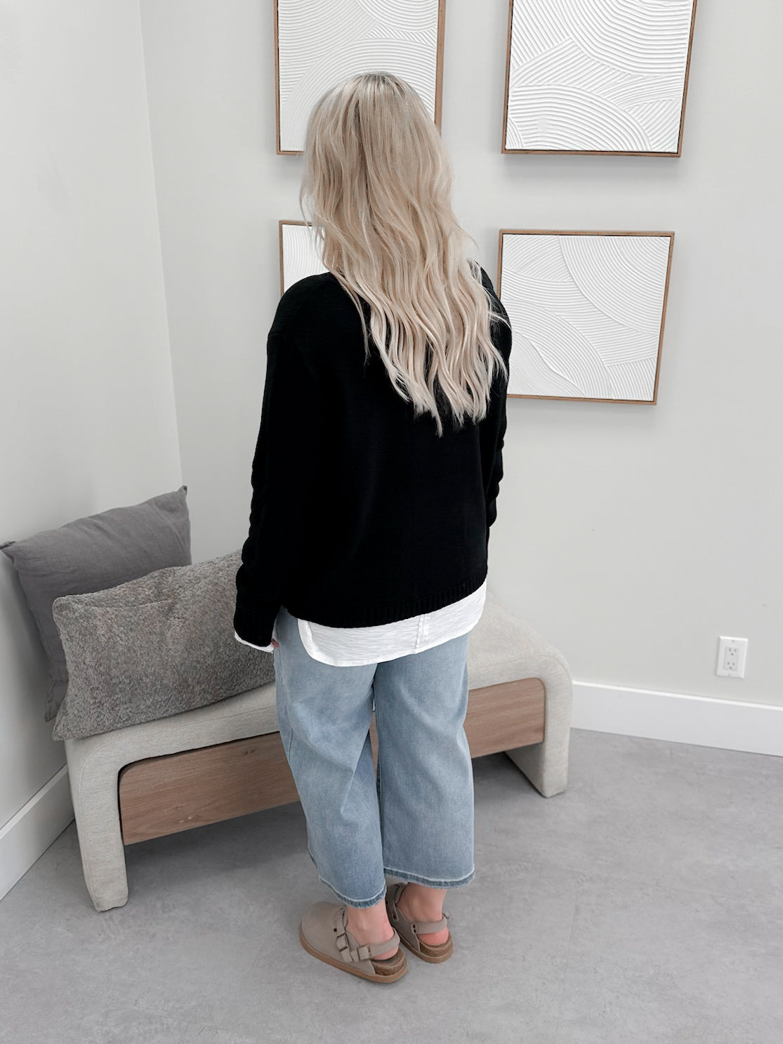 Hockey Mom Sweater in Black