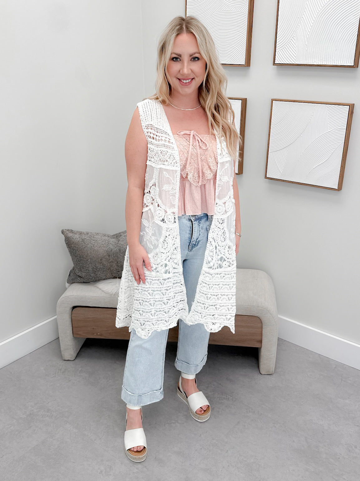 Vivienne Cardi in Coconut