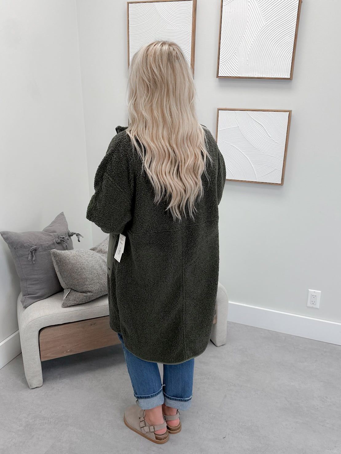 Canmore Long Jacket in Olive