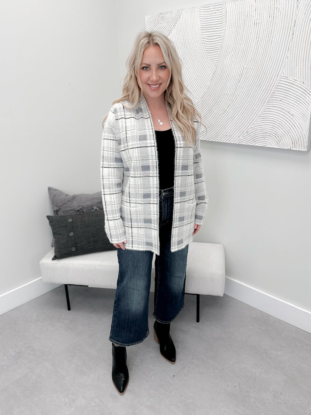 Aston Coatigan in Grey Plaid