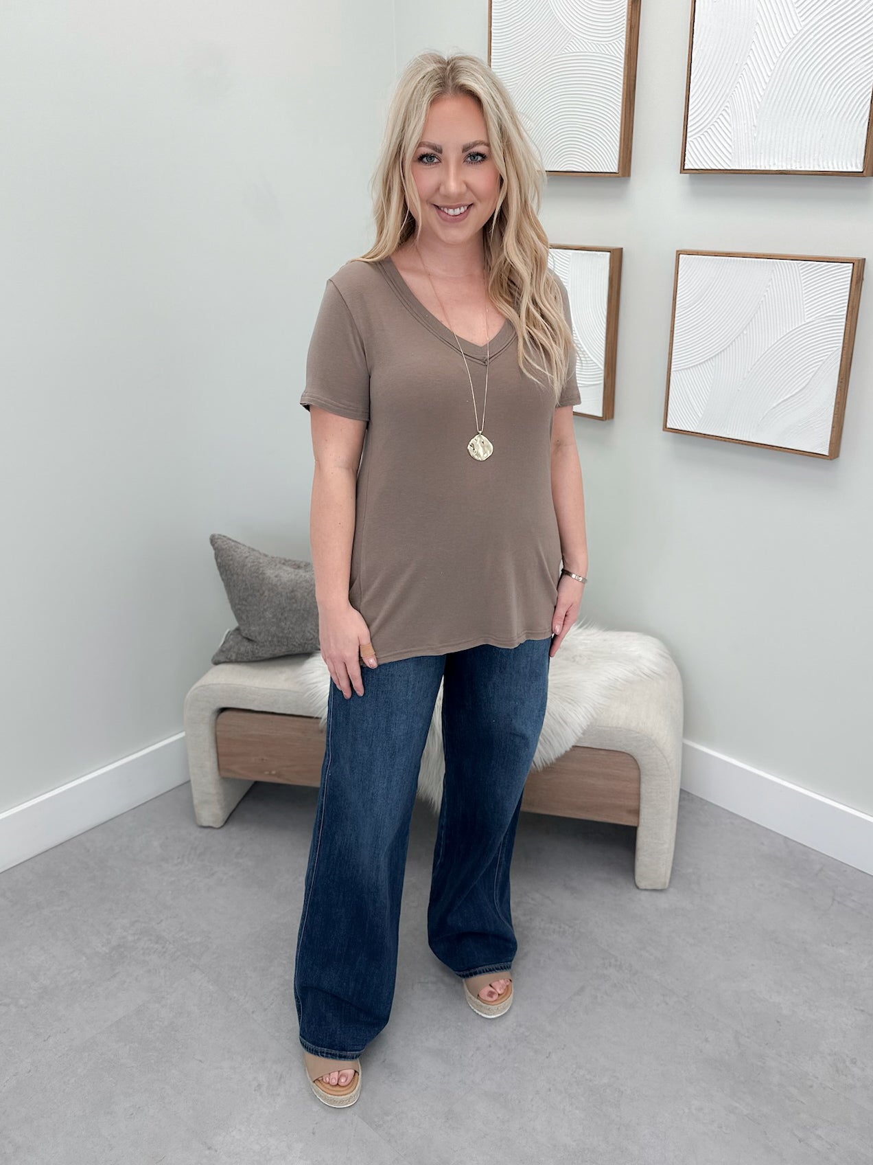 Larissa Tee in Ash Coco