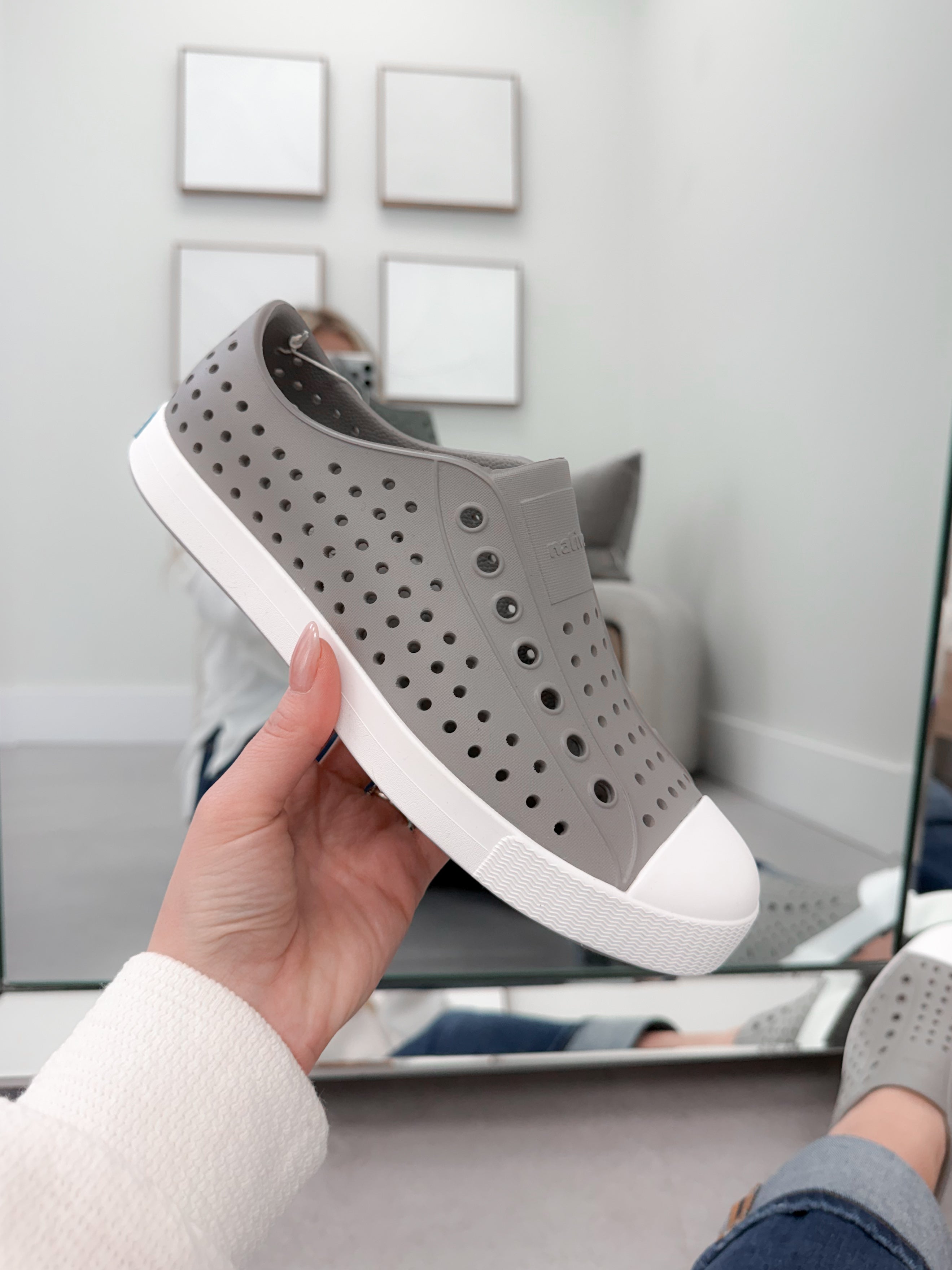 Native Jefferson Classic Slip On in Grey