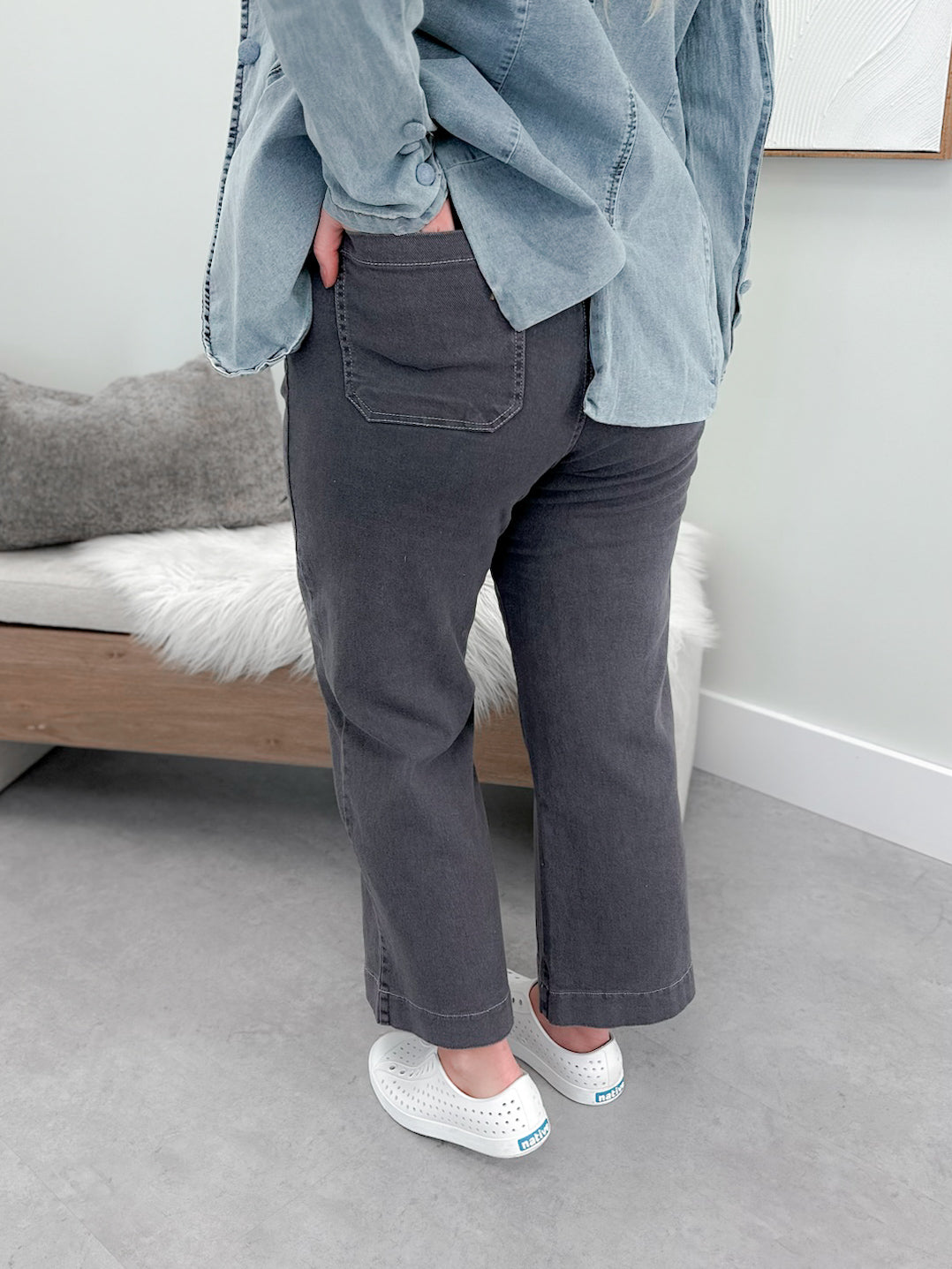 Foster Jeans in Charcoal