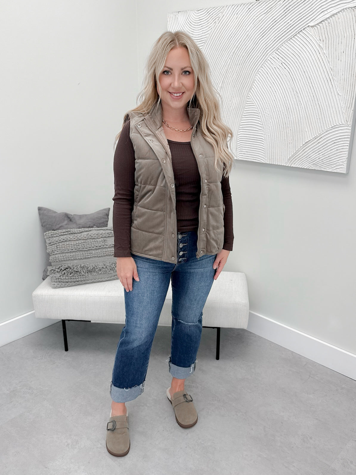 Linn Vest in Mocha Champagne