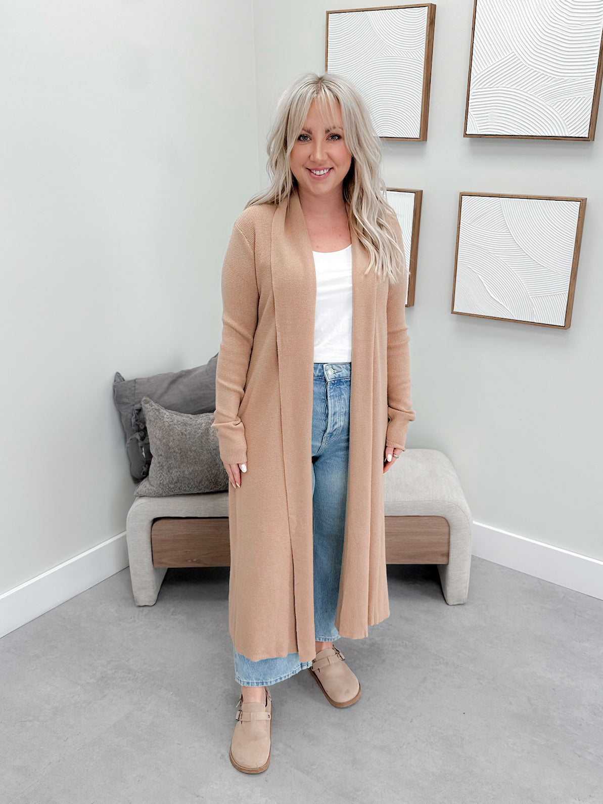 Hills Cardigan in Camel