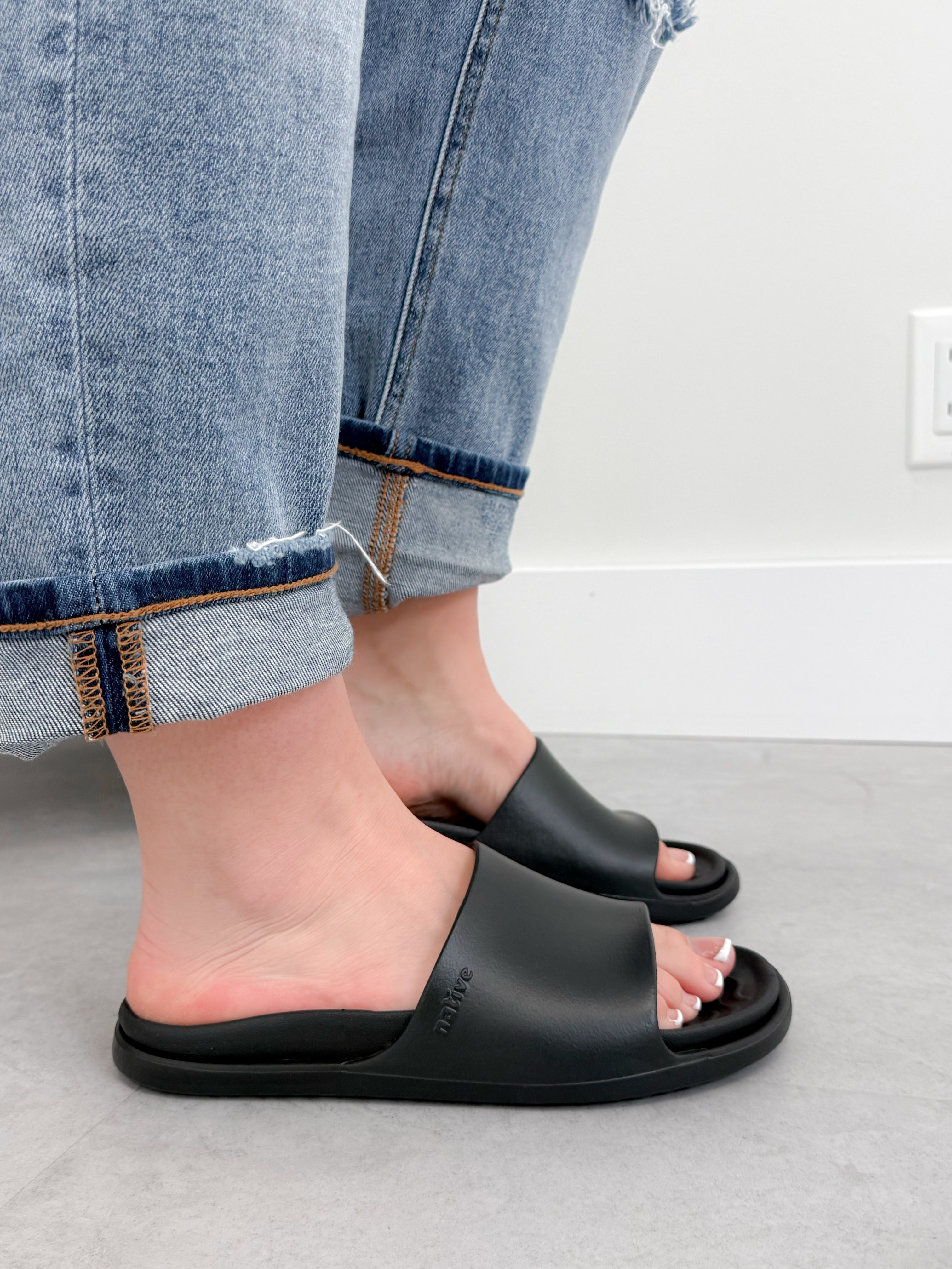 Native Spencer LX Wanderfoam Slide in Black