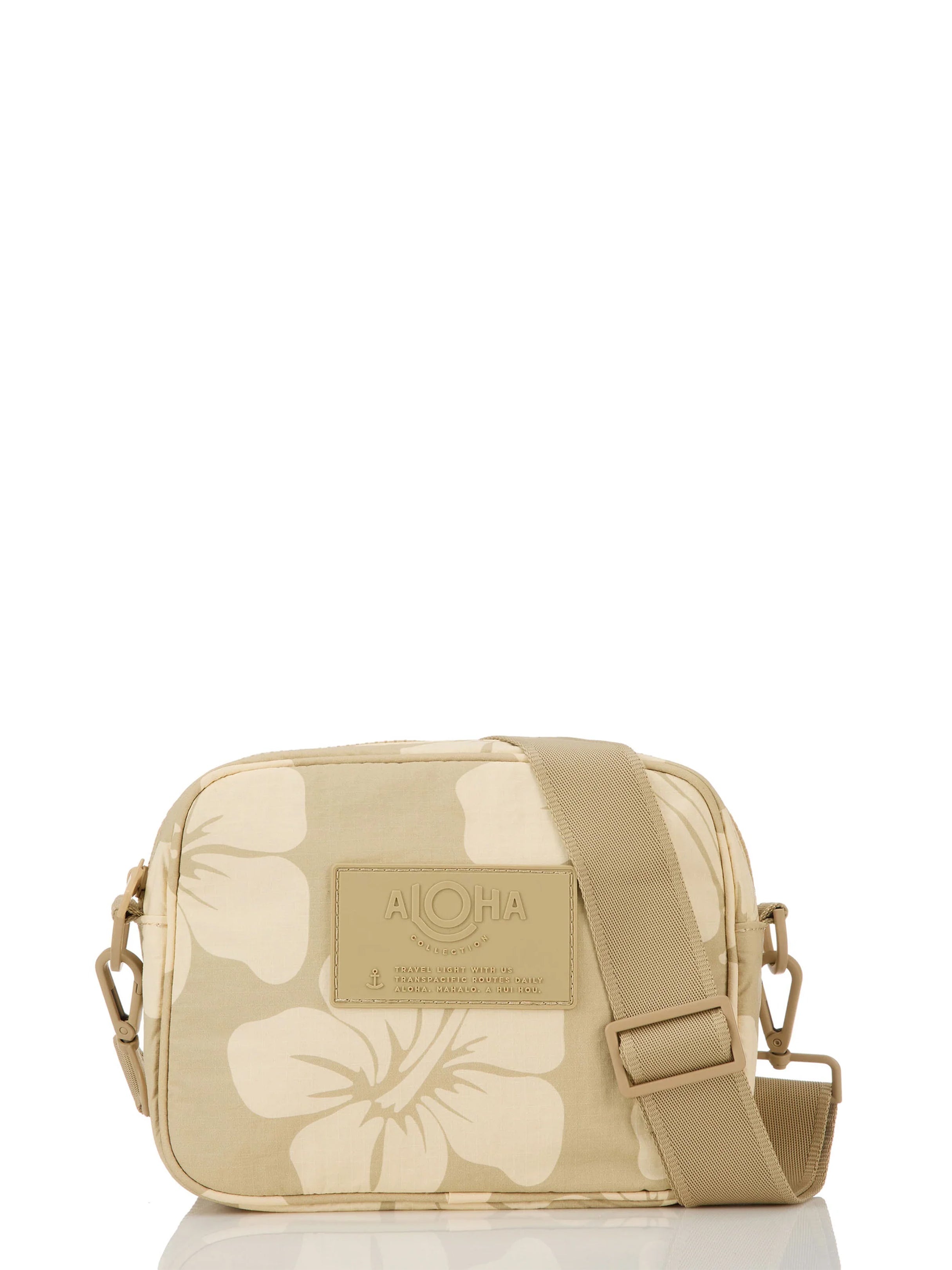 Hana Hou Le Tour Bag in Creme Dune by Aloha