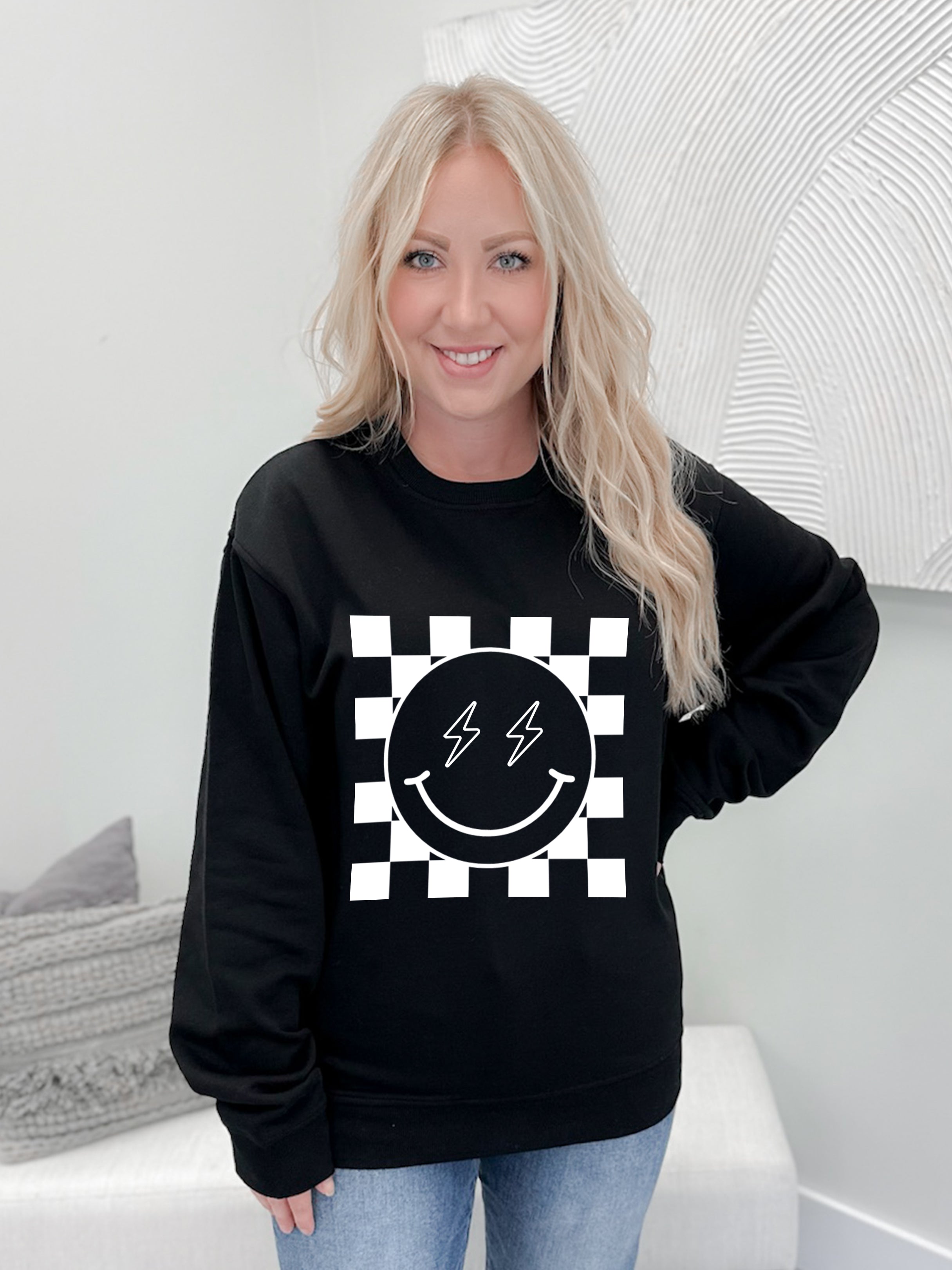 Stormi Smile Graphix Pullover/Hoodie