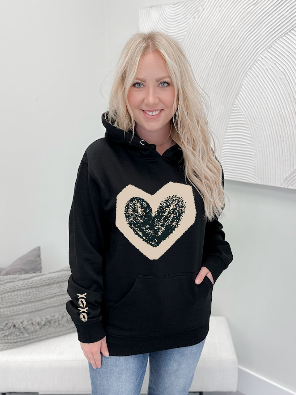 Heartfelt Graphix Pullover / Hoodie