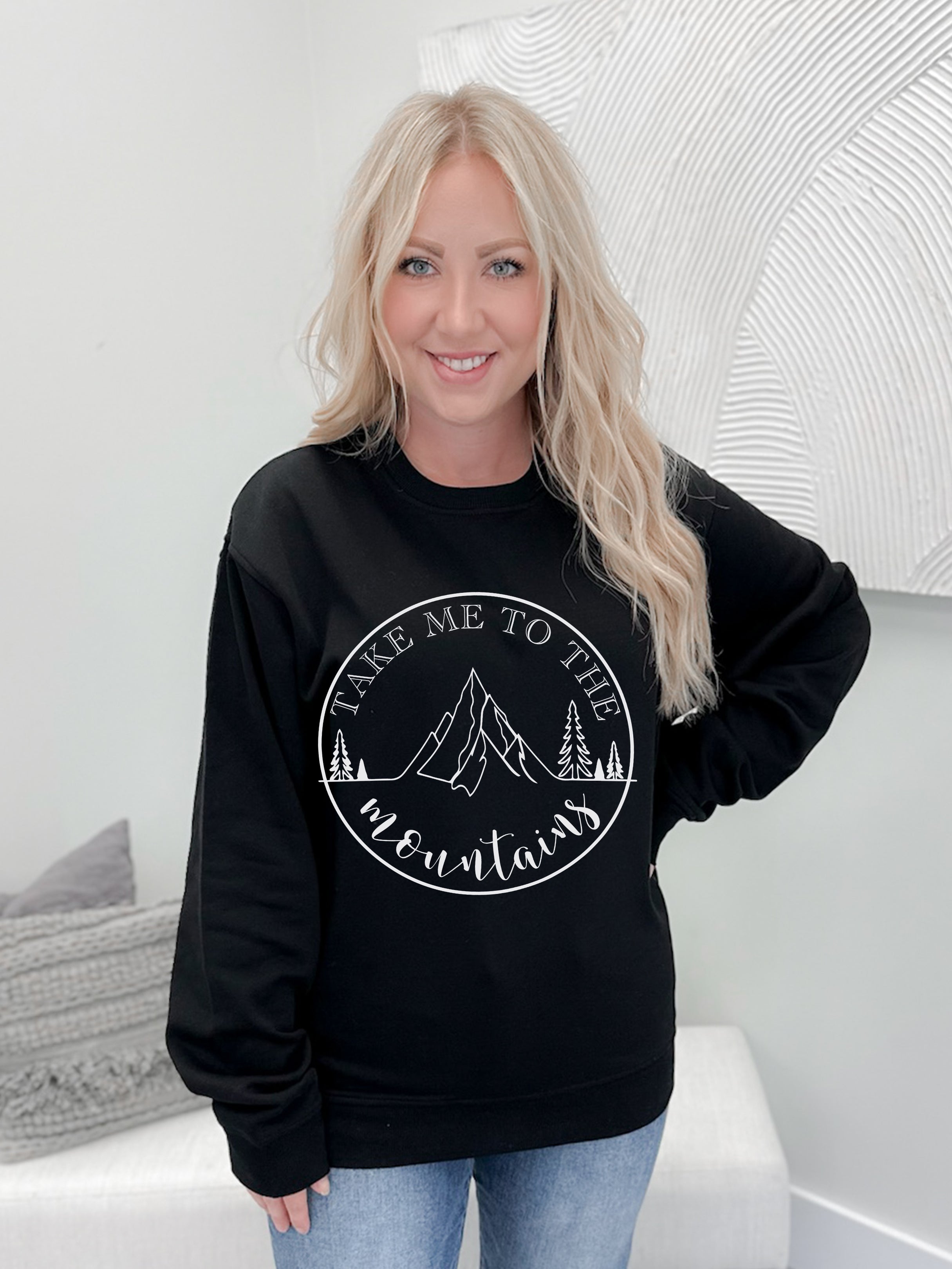 Take Me To The Mountains Graphix Pullover/Hoodie